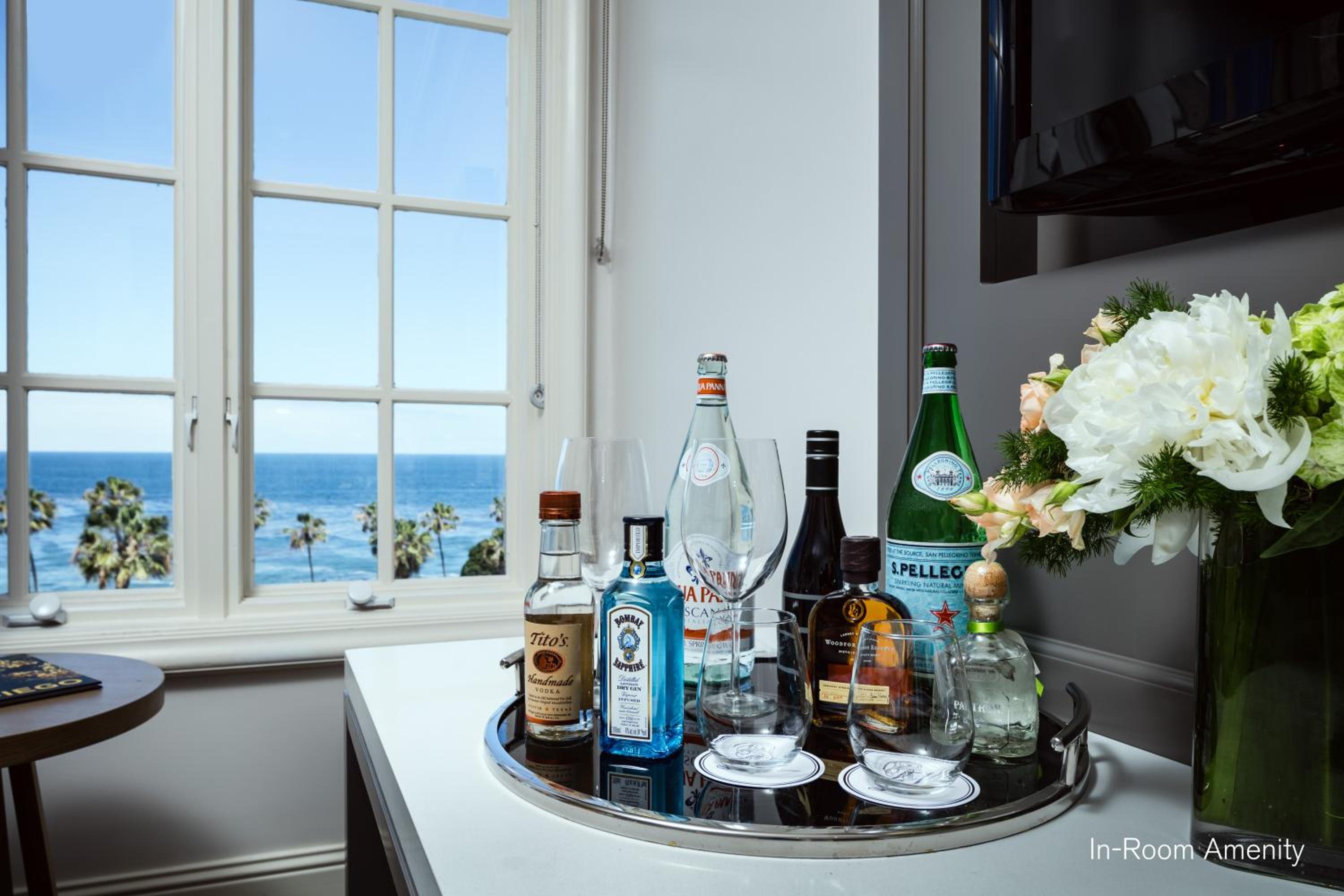 Classic King Room with Ocean View - Photo 2