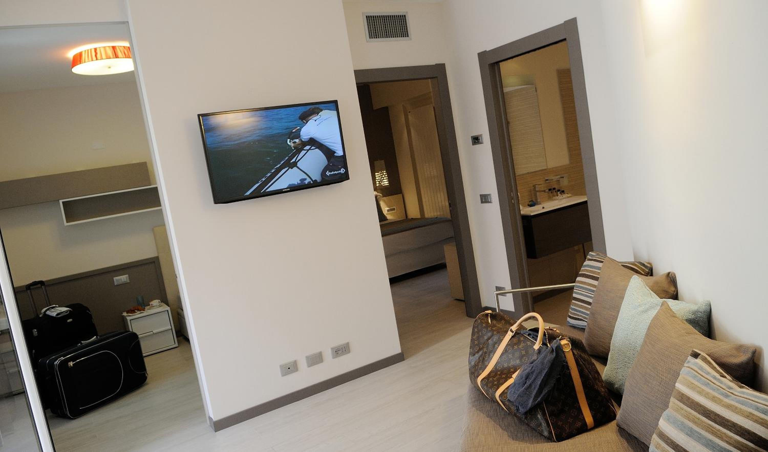 Family Suite - Photo 13