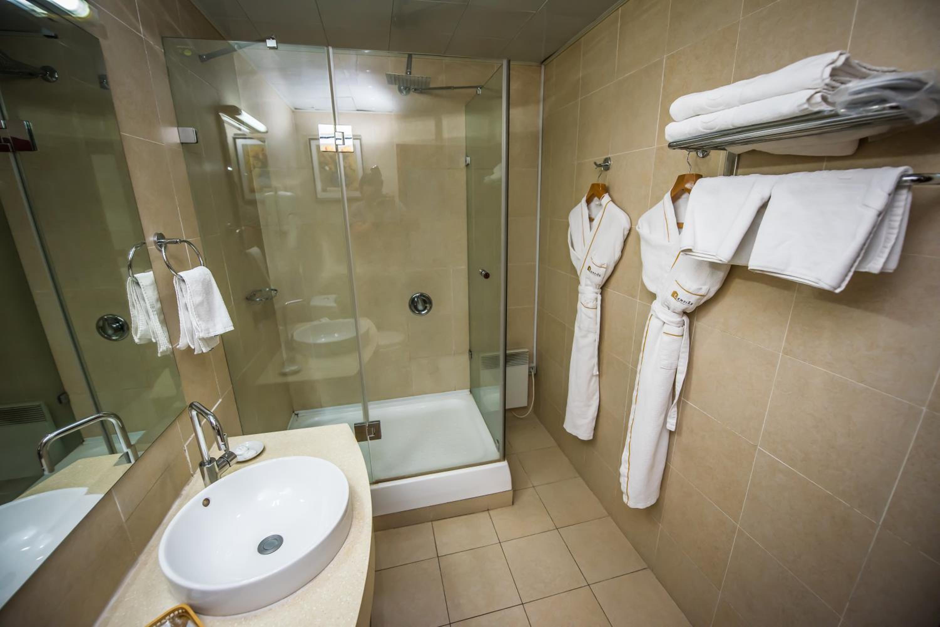 Business Twin Room photo 2