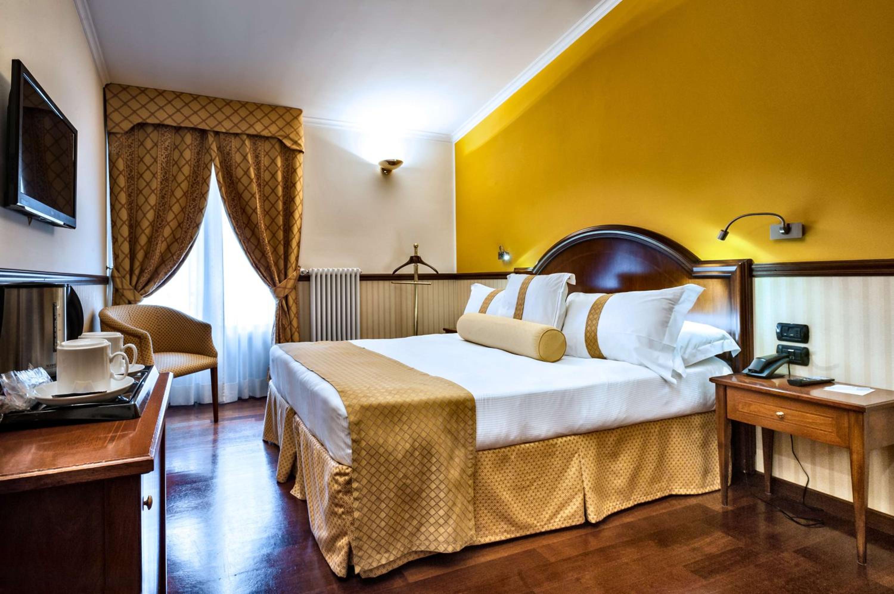Superior Queen Room