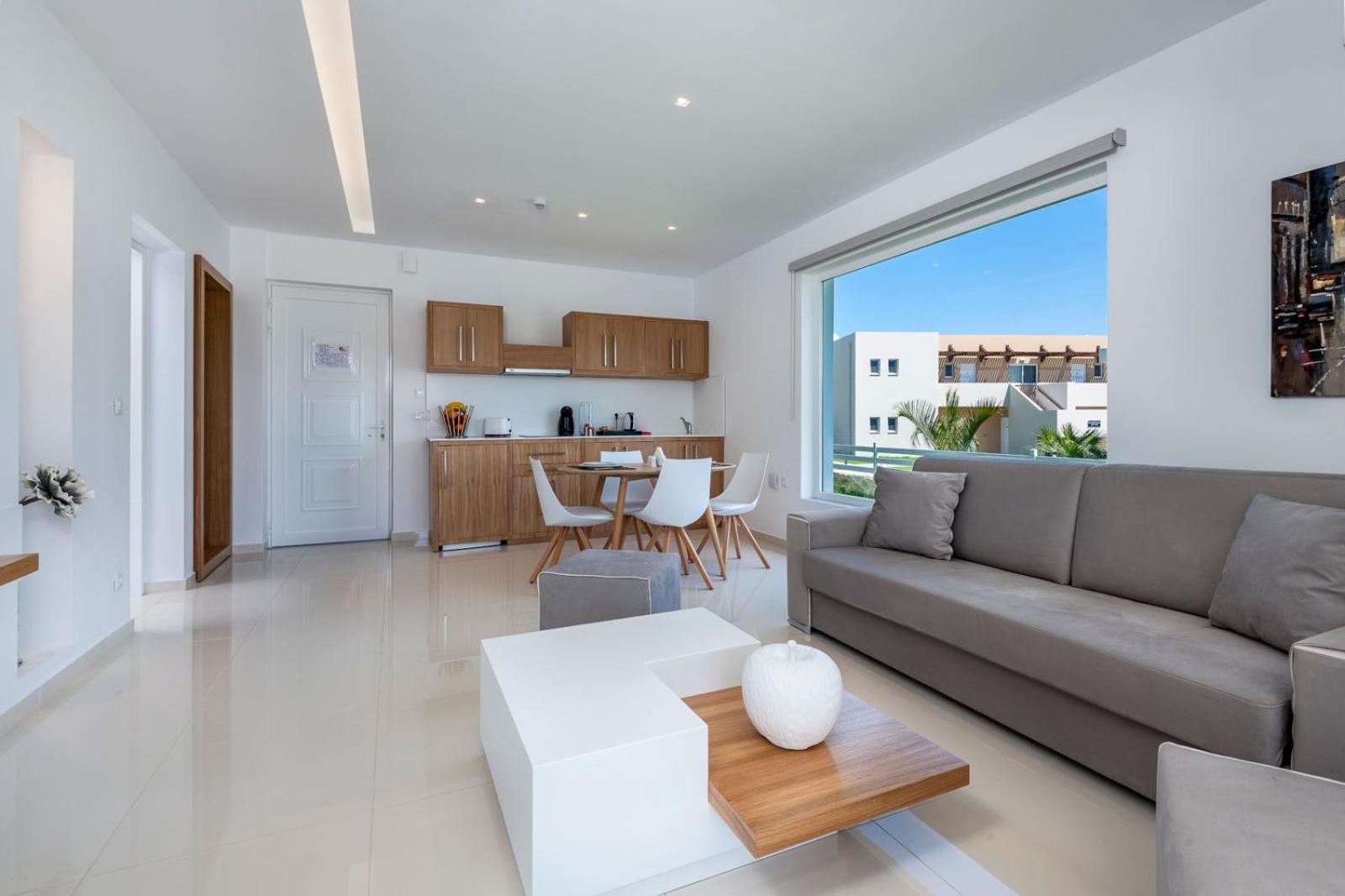 Villa com Piscina Privada