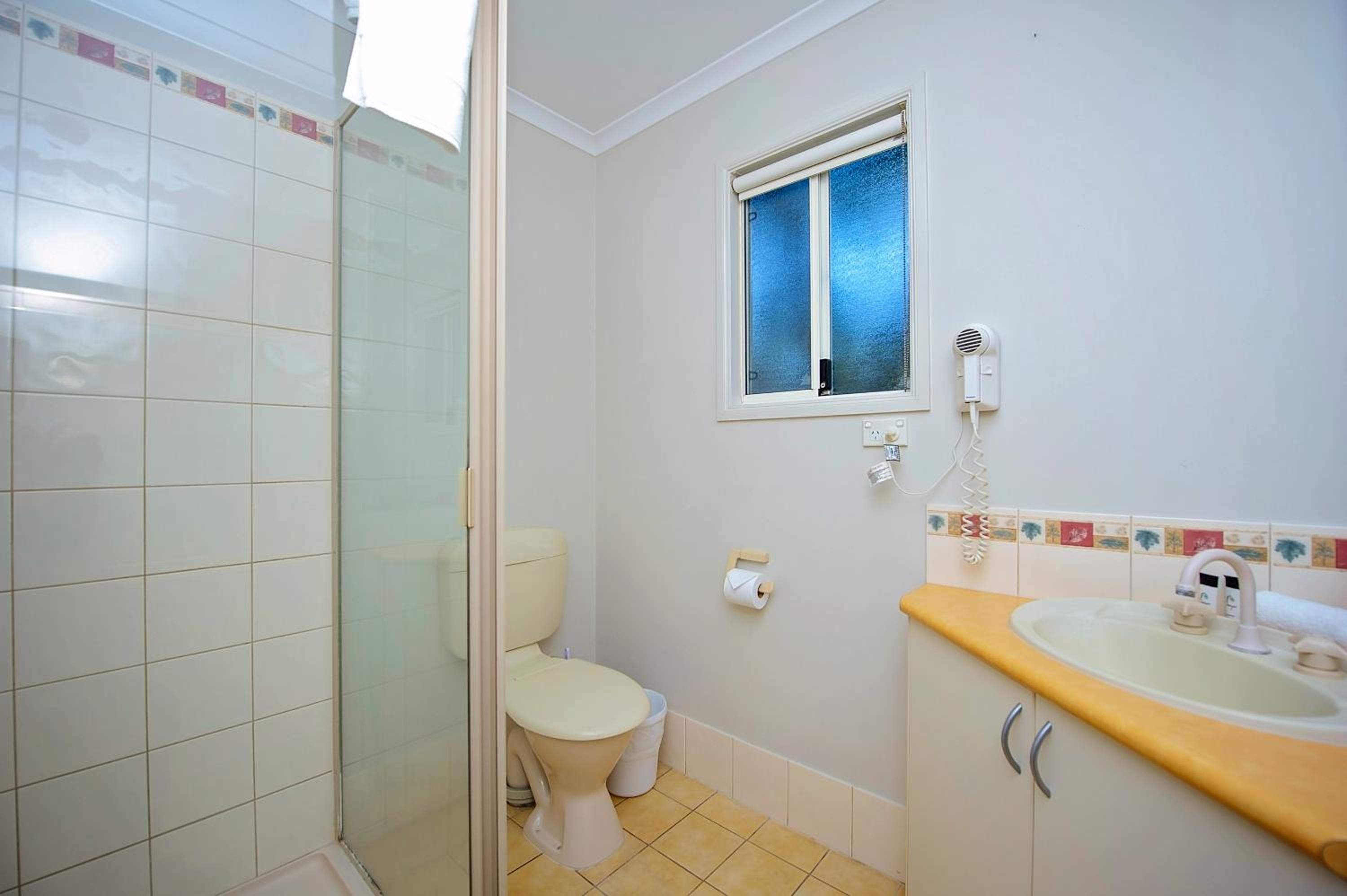 Standard 1 Bedroom Cabin photo 2