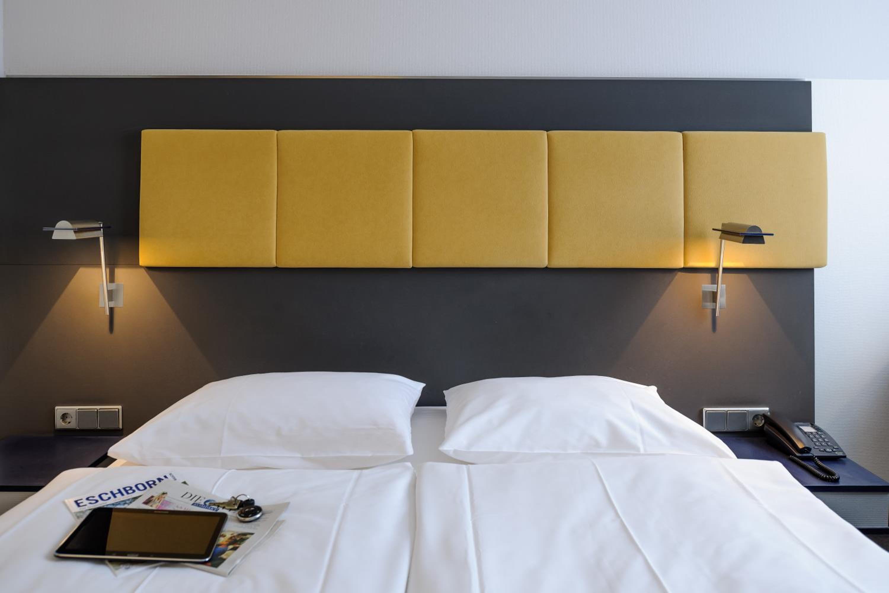 Standard Twin Room - Photo 2