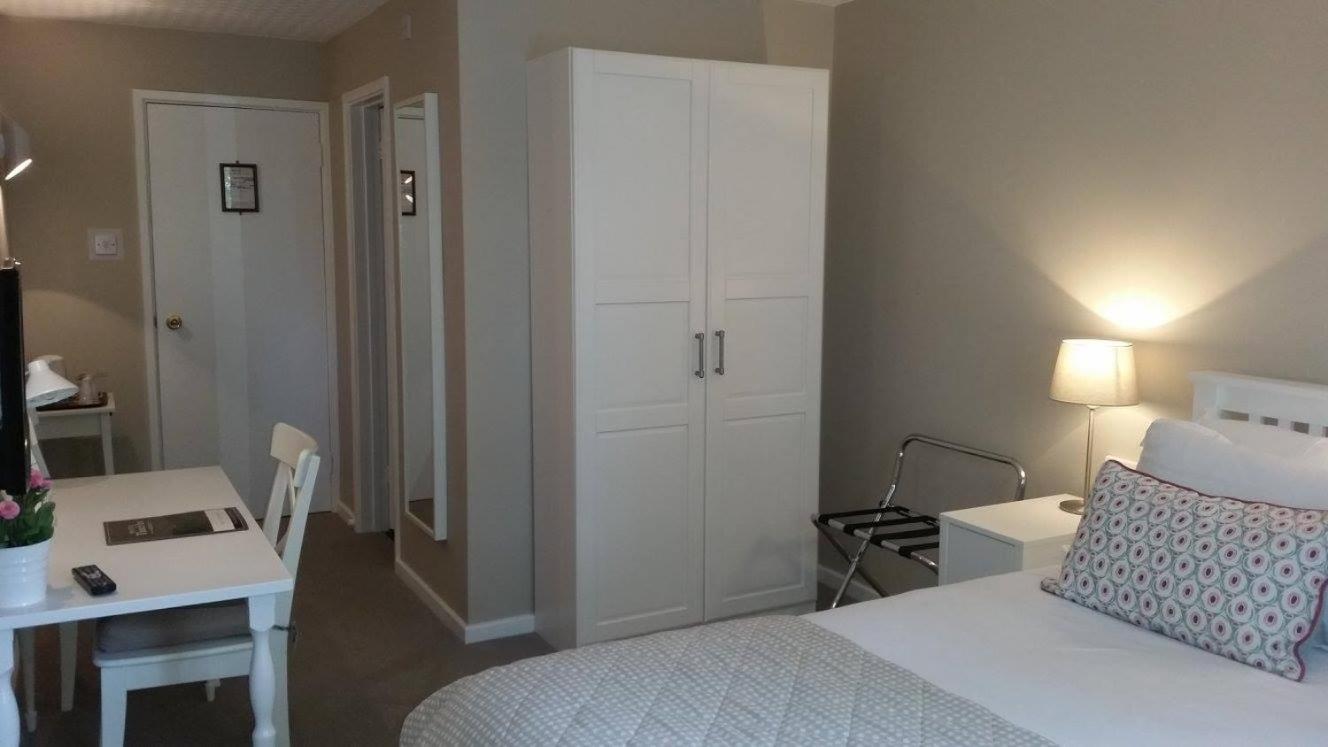 Standard Double Room photo 3