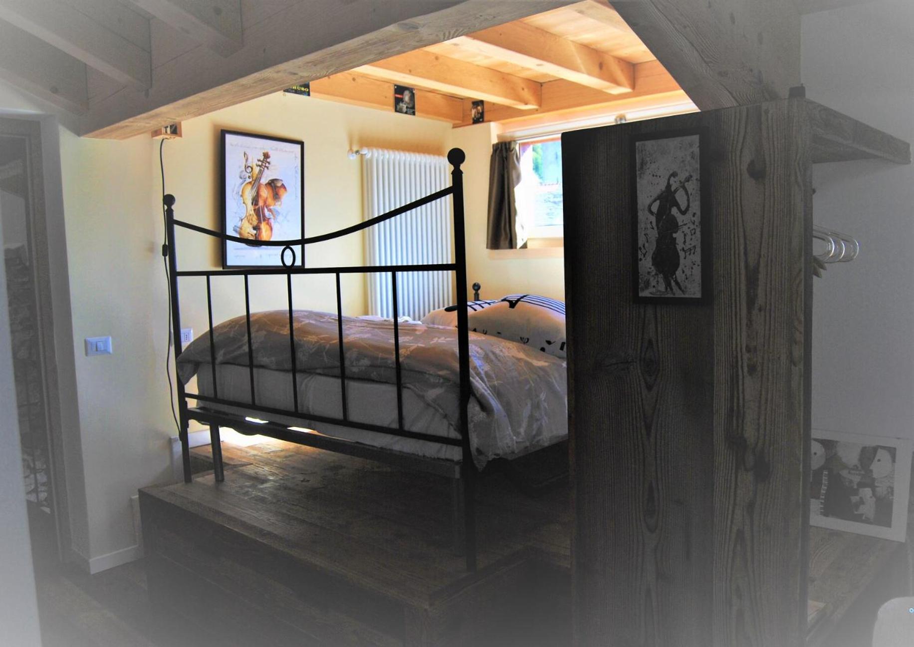Family Studio - Photo 24