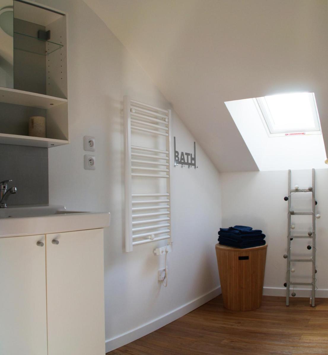 Studio with Garden View - Photo 9