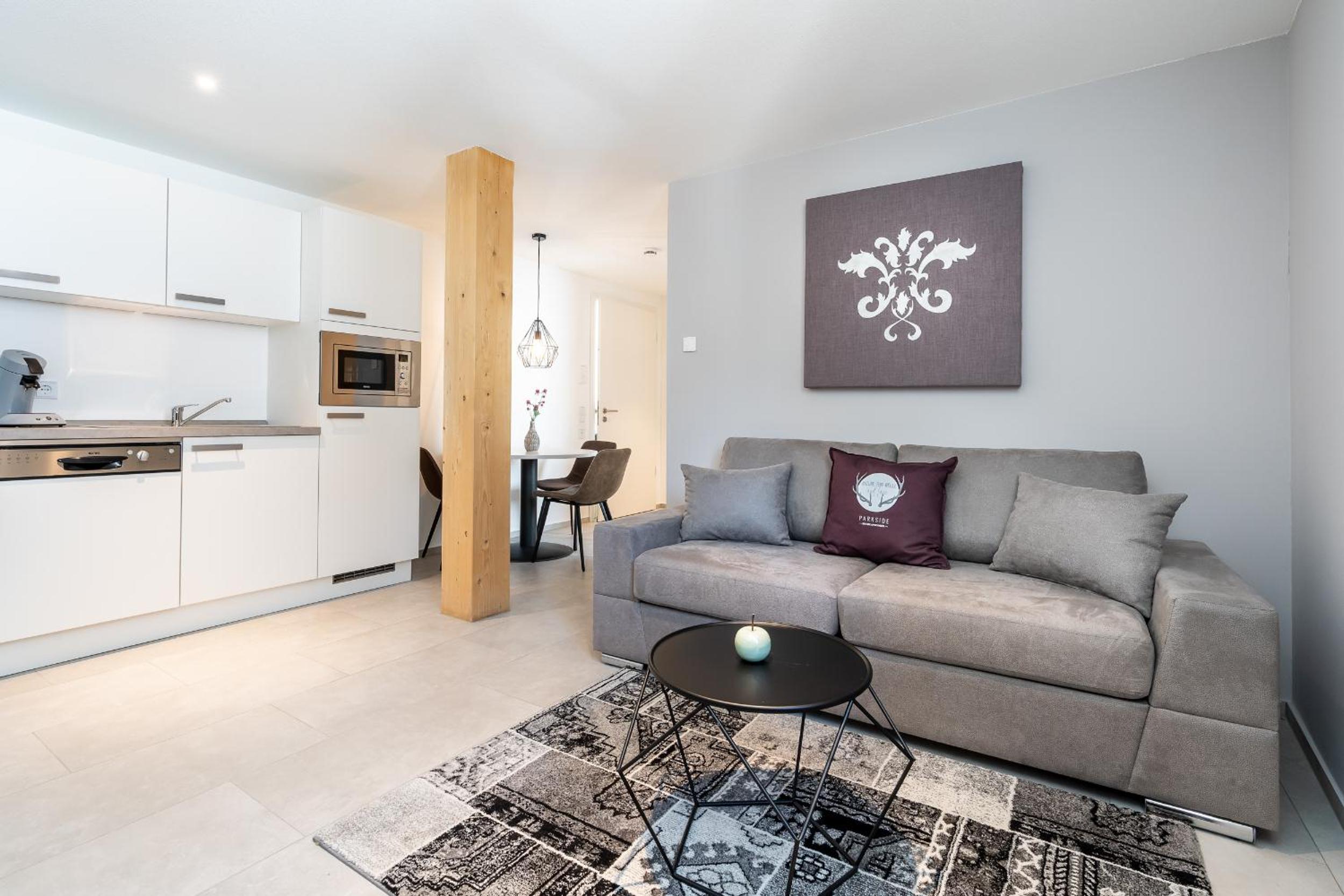 One-Bedroom Apartment - Photo 1