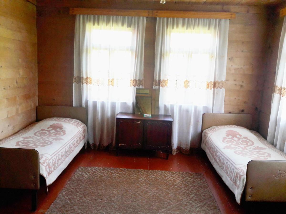 Large Twin Room photo 2