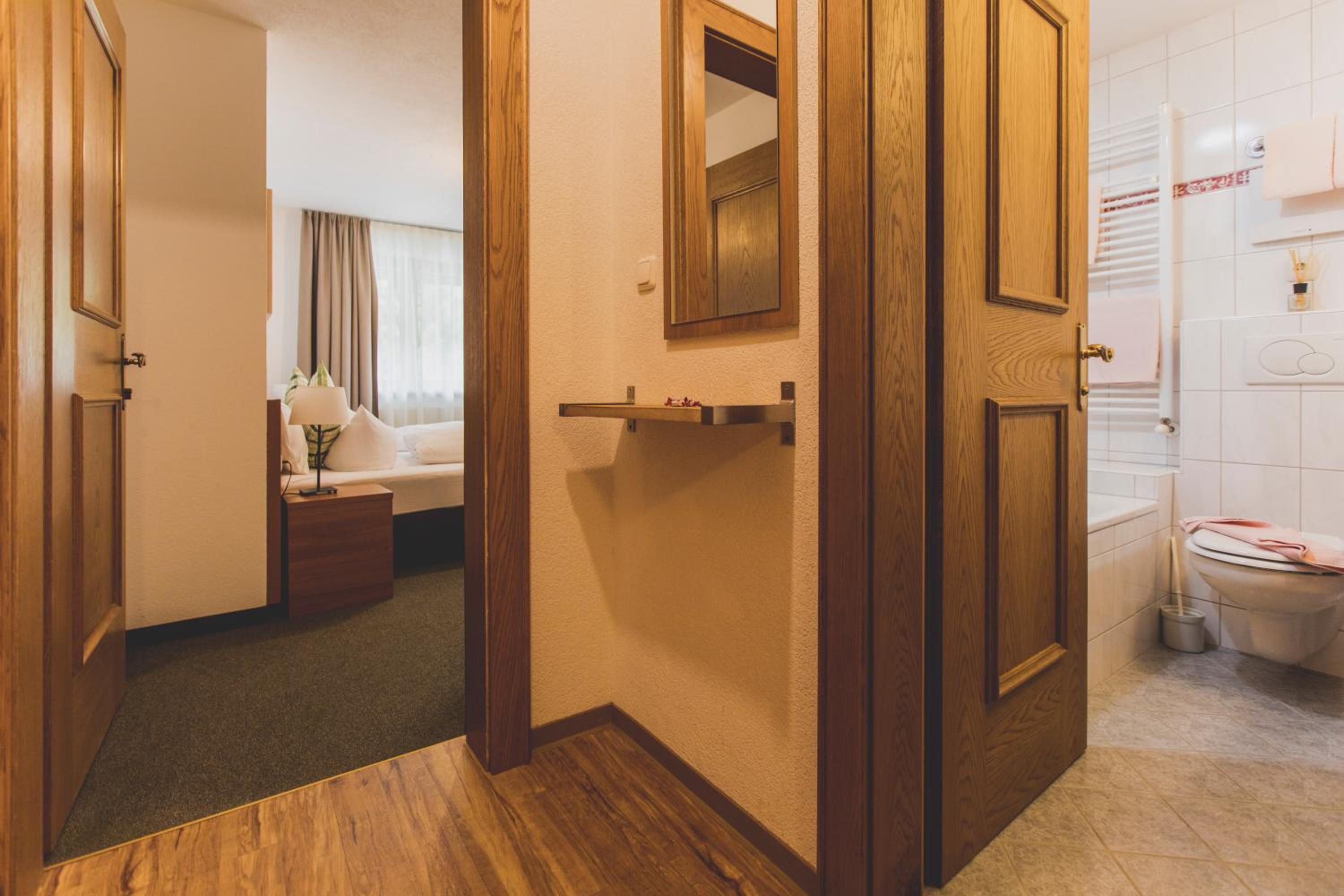 Studio Apartment photo 2