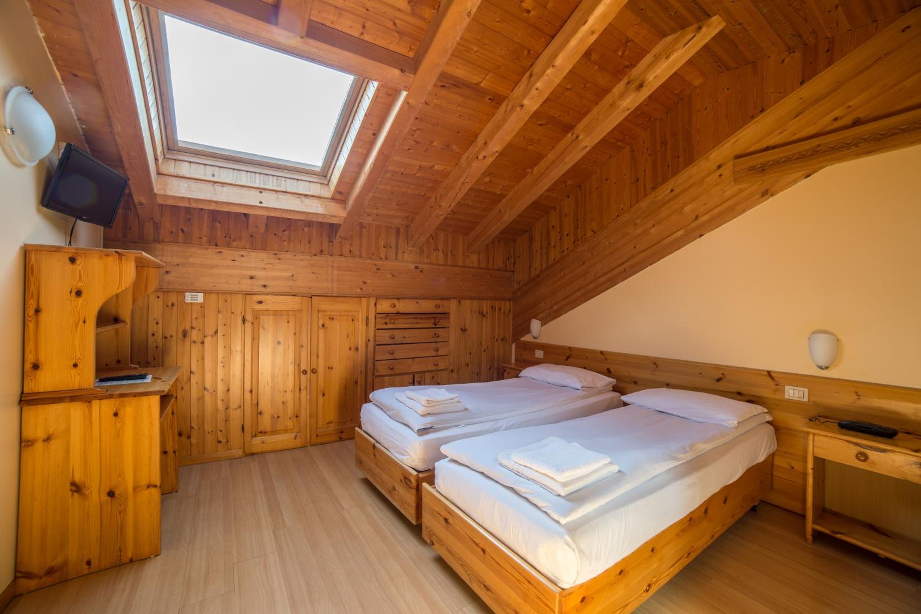 Economy Double or Twin Room photo 1