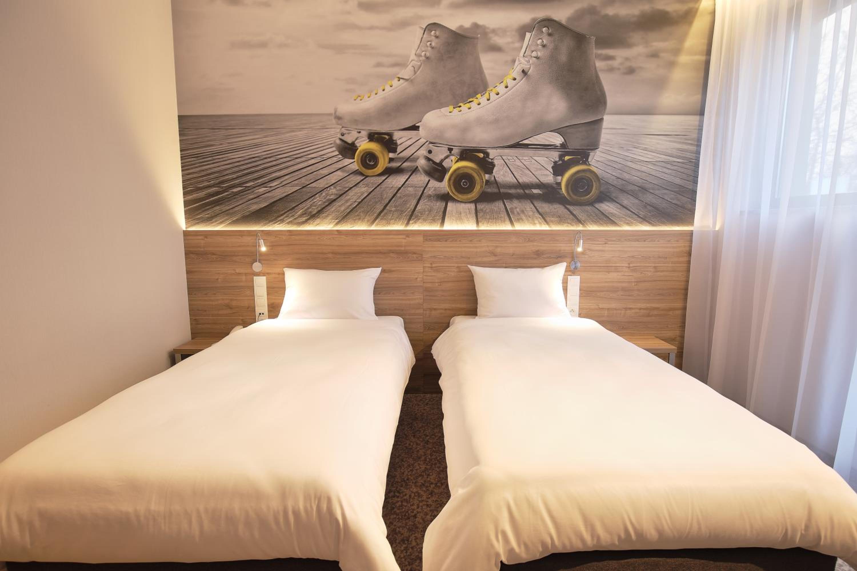 Standard Twin Room photo 2