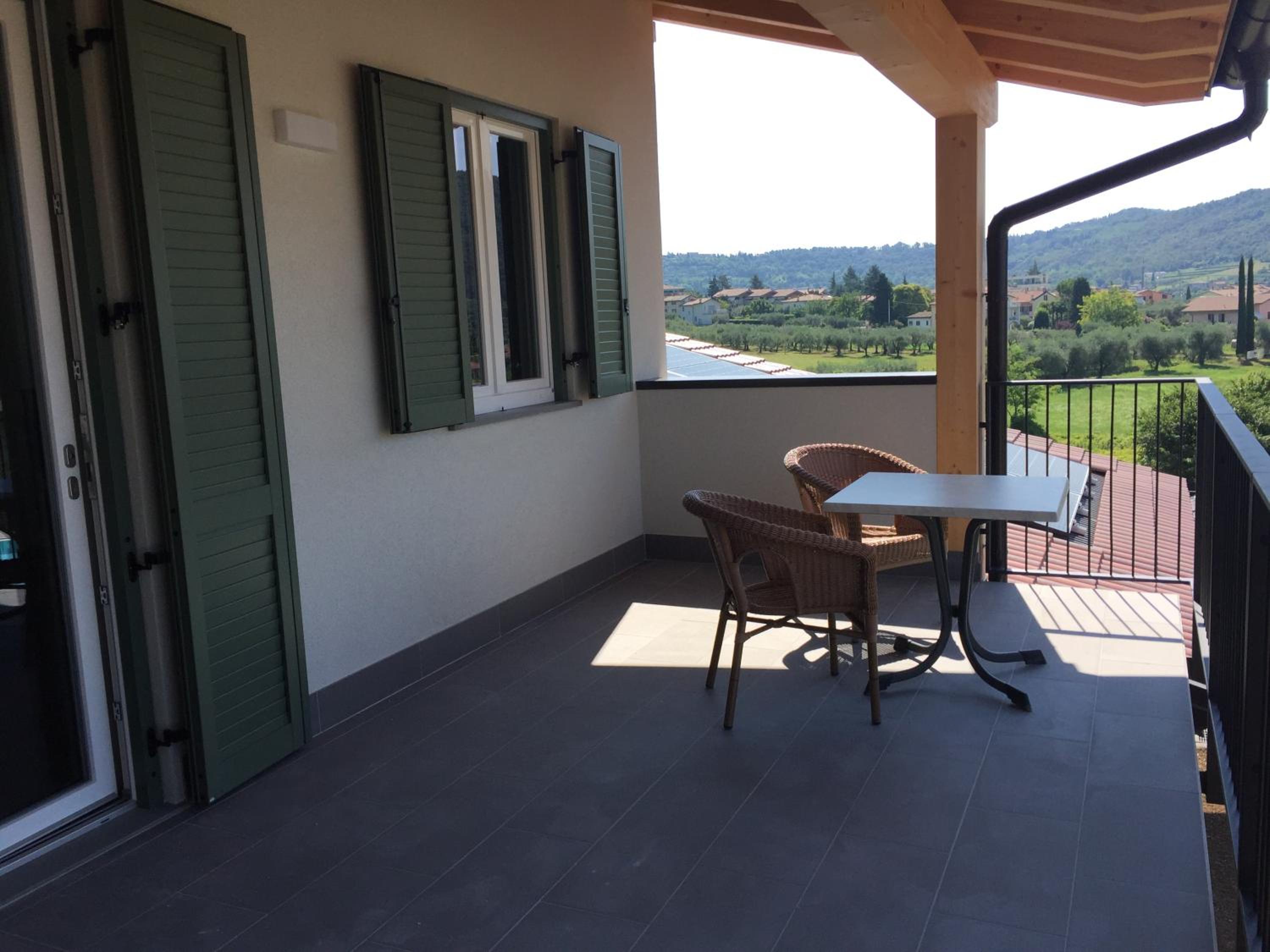 Apartment with Balcony photo 2