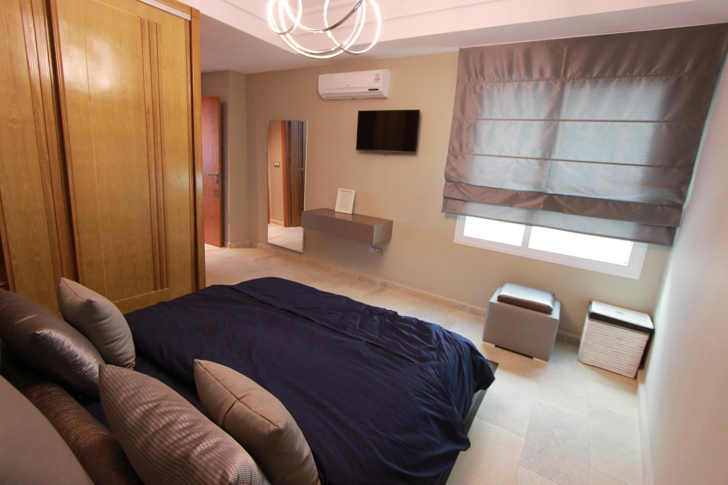 Apartment with Sea View - Photo 10