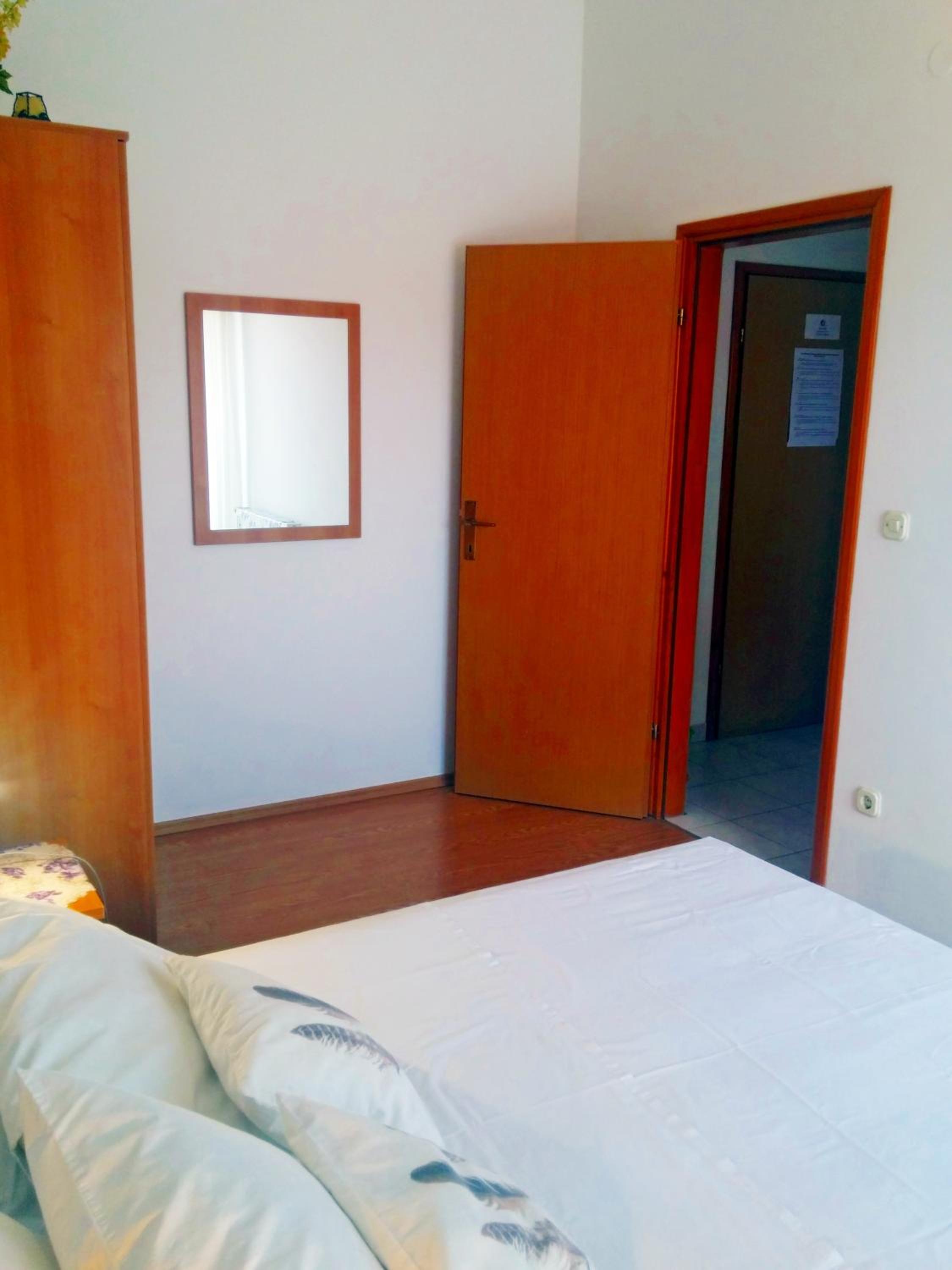 One-Bedroom Apartment with Balcony and Garden View photo 1