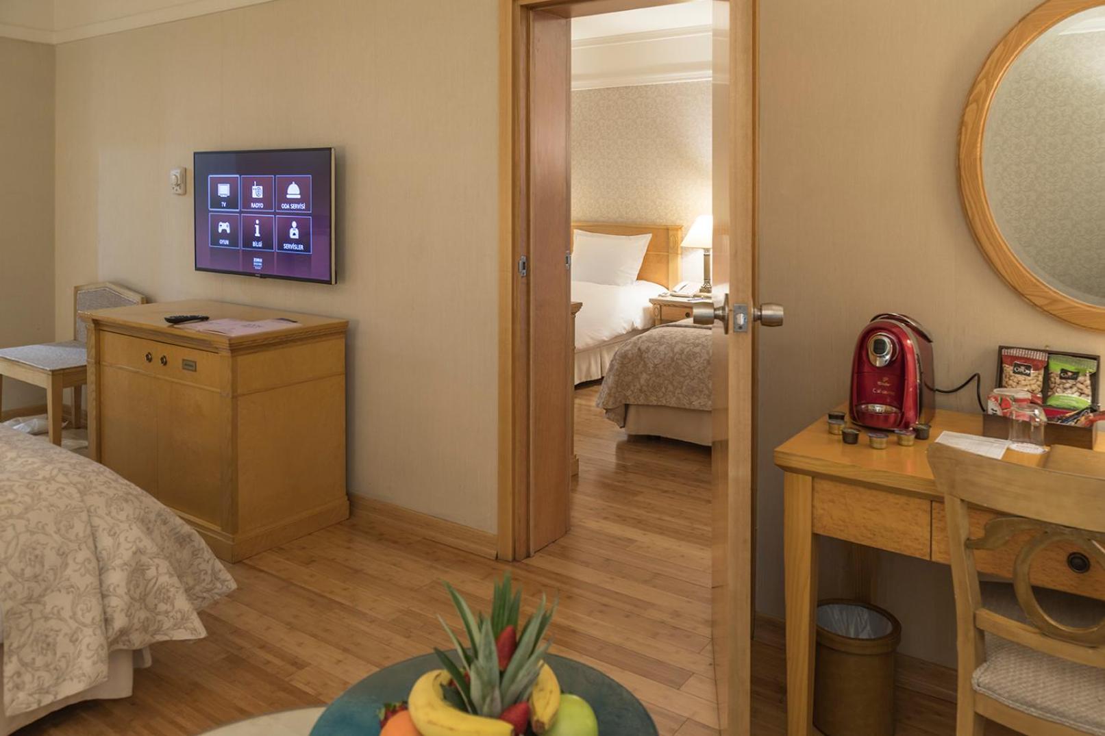 Family Room - Free Two Ways Airport Transfer - Photo 5
