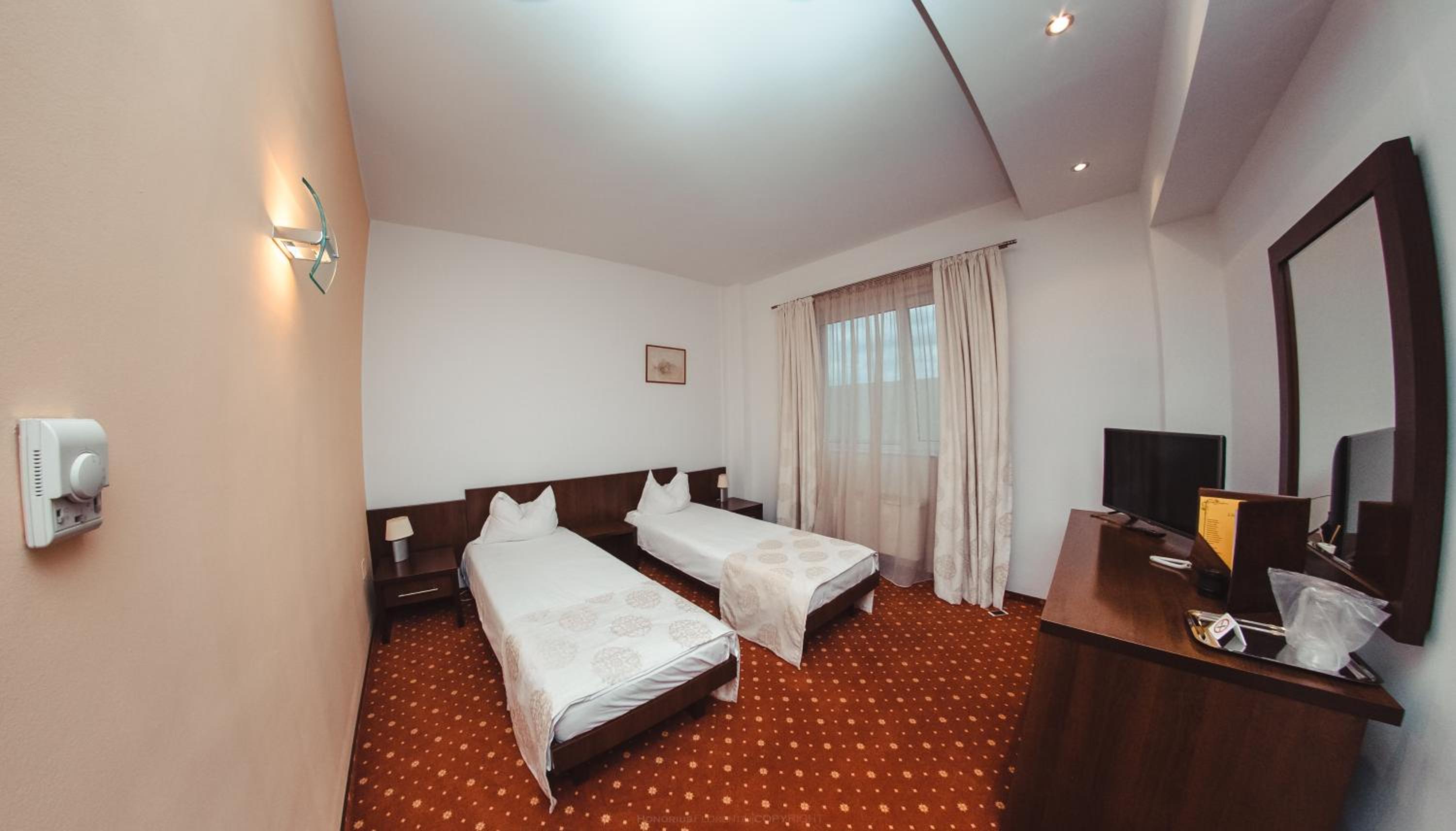 Twin Room photo 2