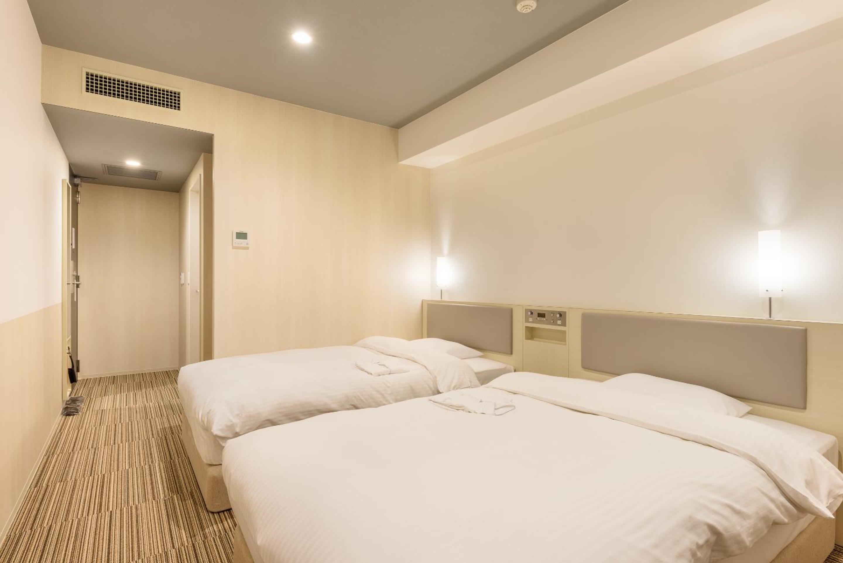 Superior Twin Room - Non-Smoking photo 3
