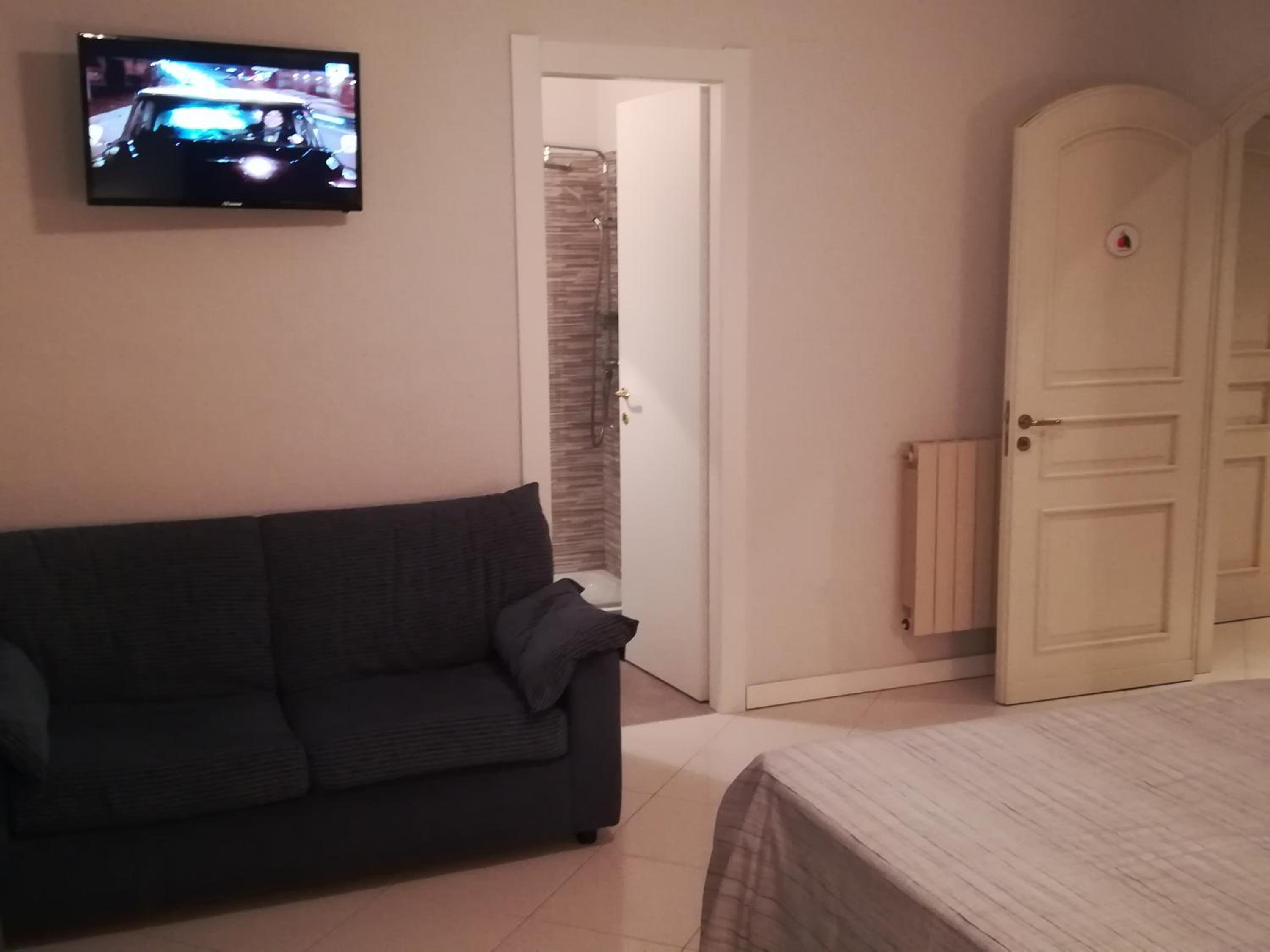 Quadruple Room with Terrace photo 2