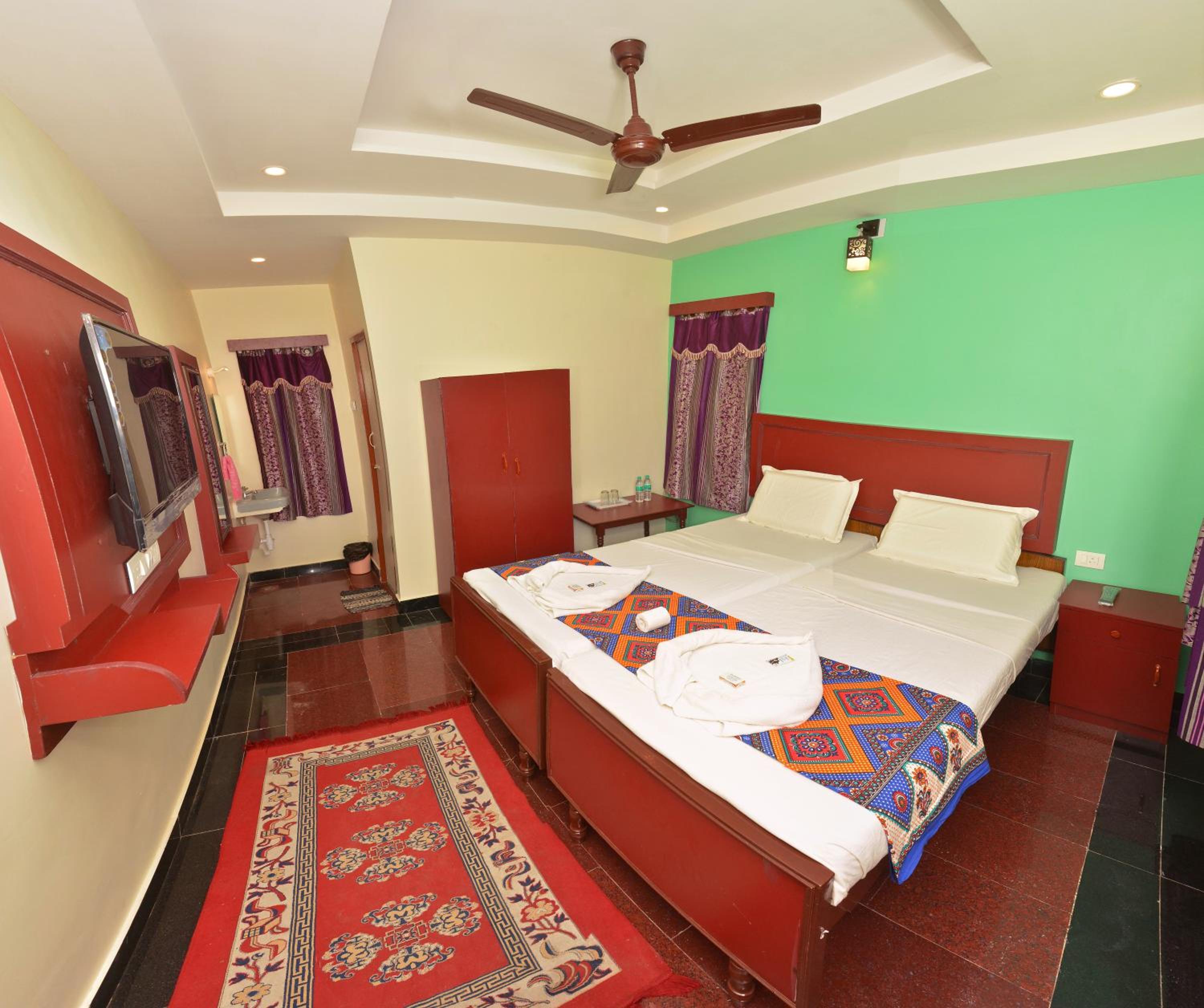 Deluxe Double Room photo 2