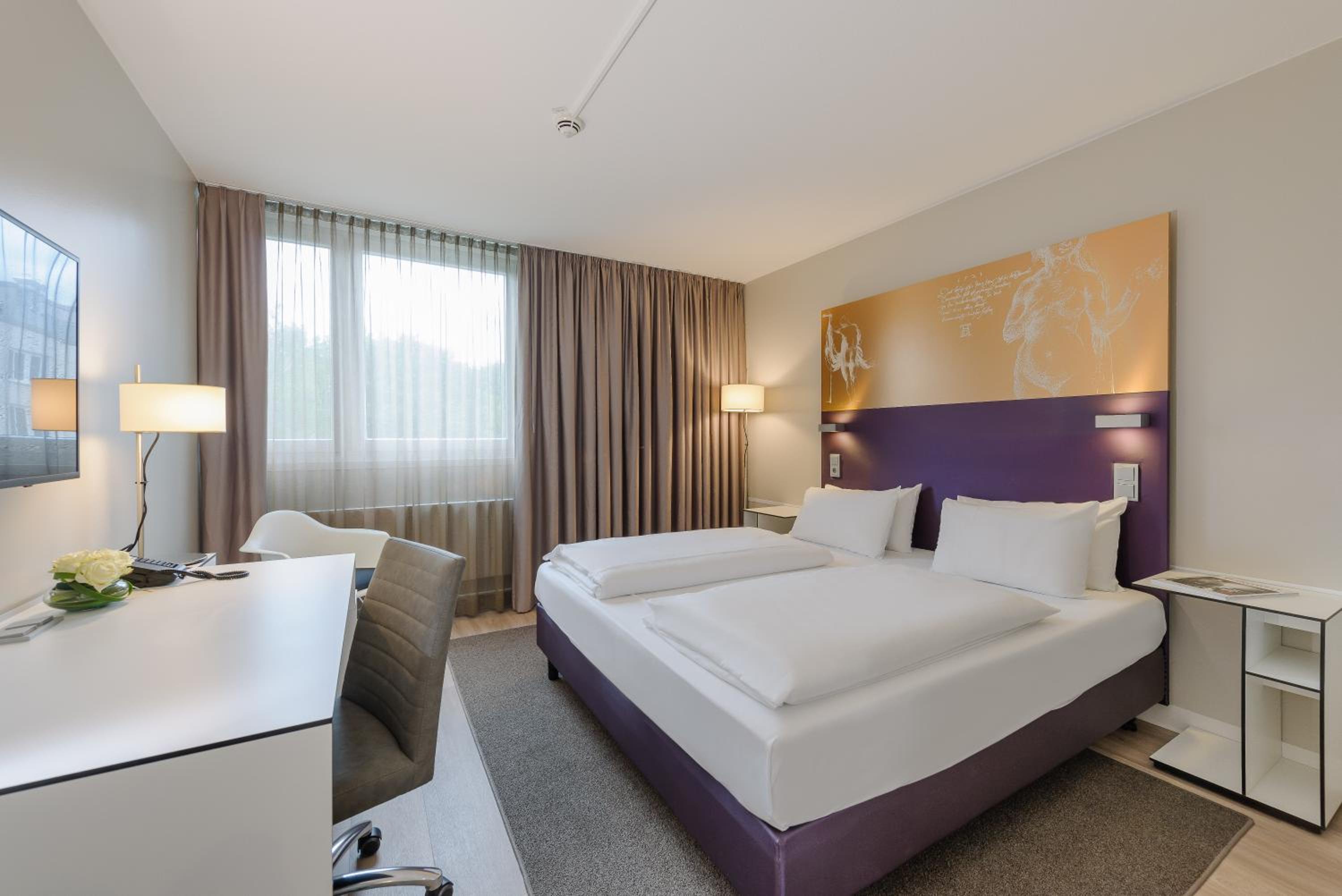 Standard Double Room - Photo 6