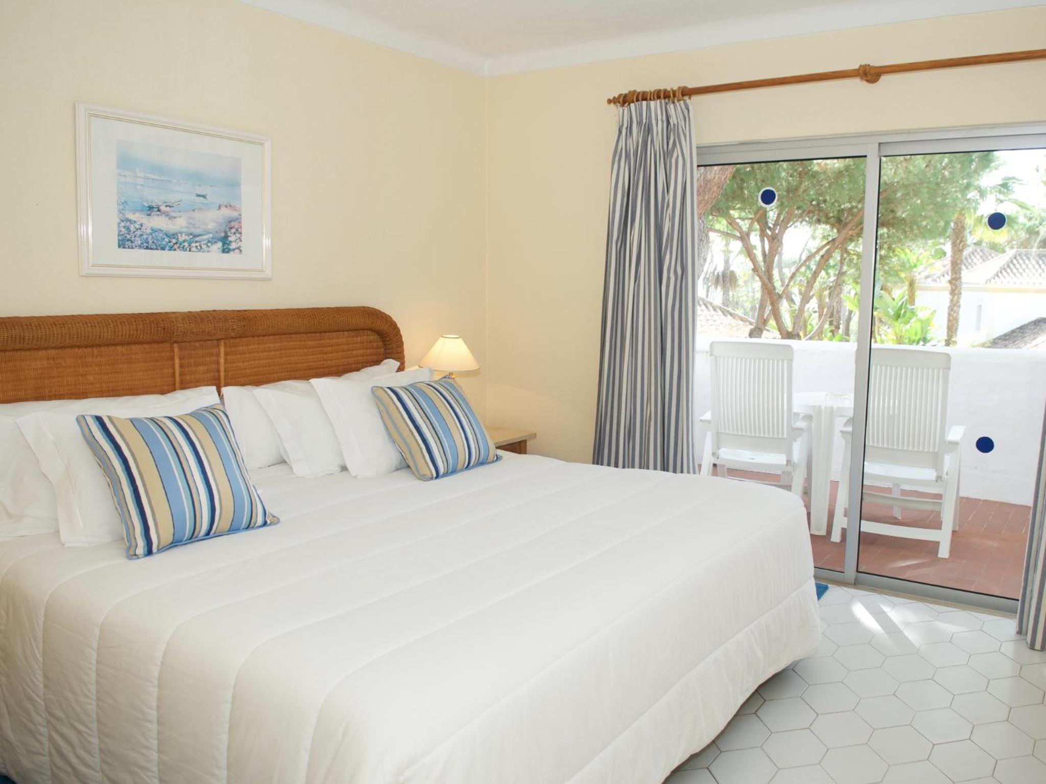 Three-Bedroom Villa photo 3
