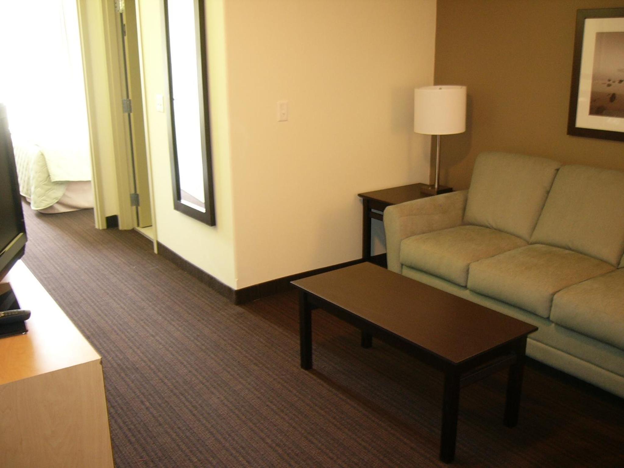 1 King Bed and 1 Sofa Bed, Suite, Non-Smoking - Photo 3