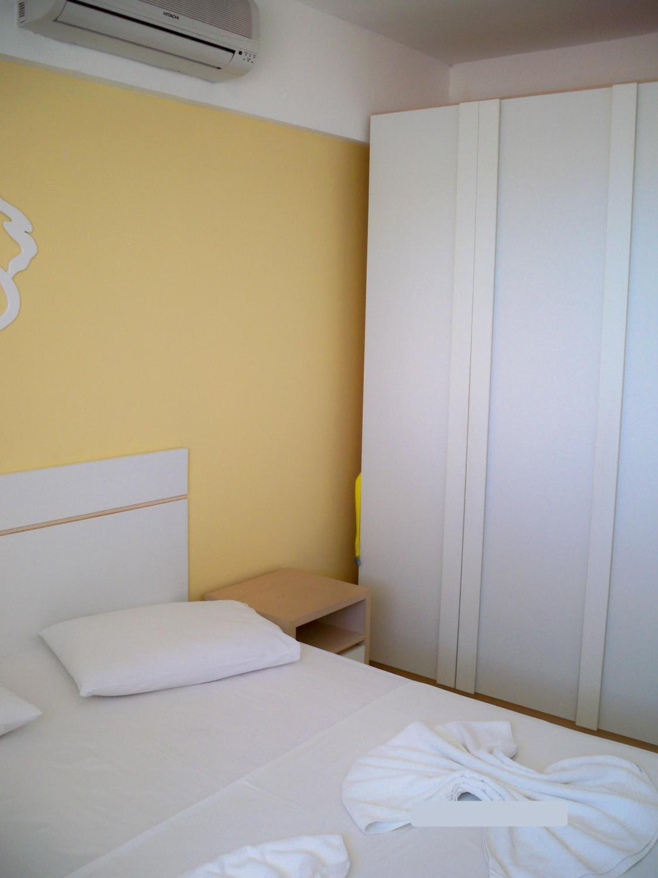 Two-Bedroom Apartment with Sea View photo 3