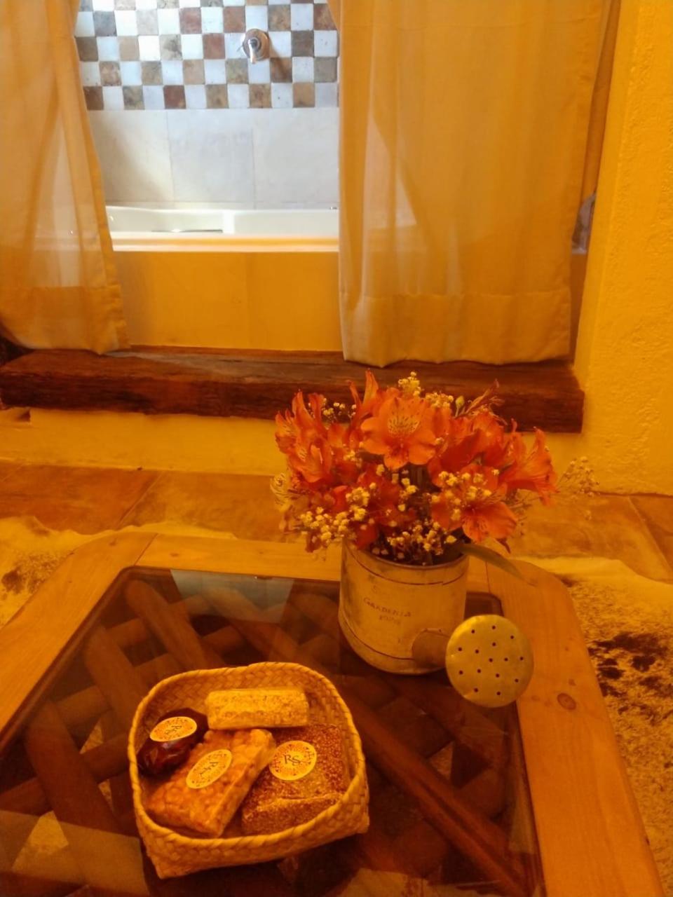Deluxe Suite with Spa Bath photo 2