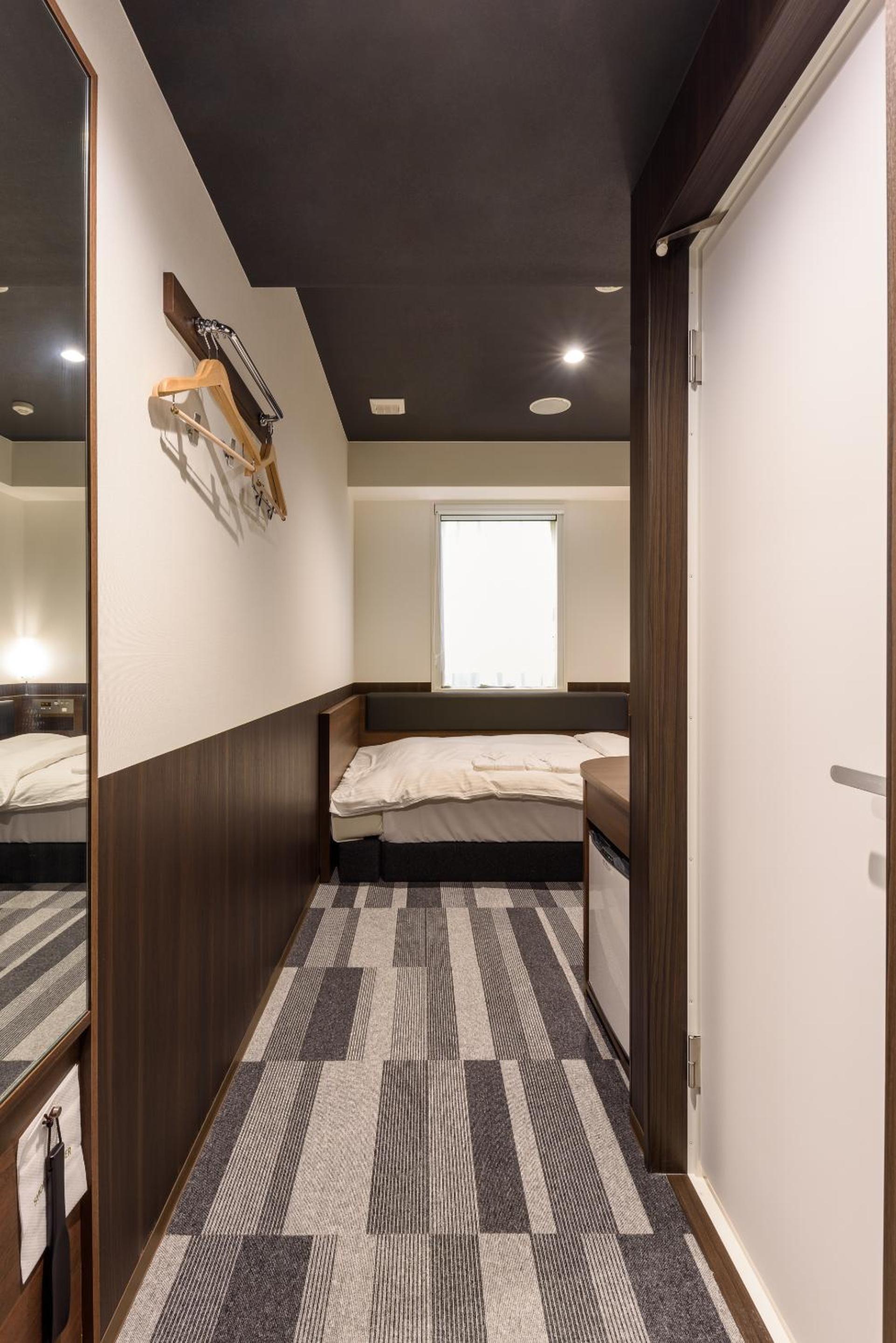 Semi Double Room - Non-Smoking photo 3