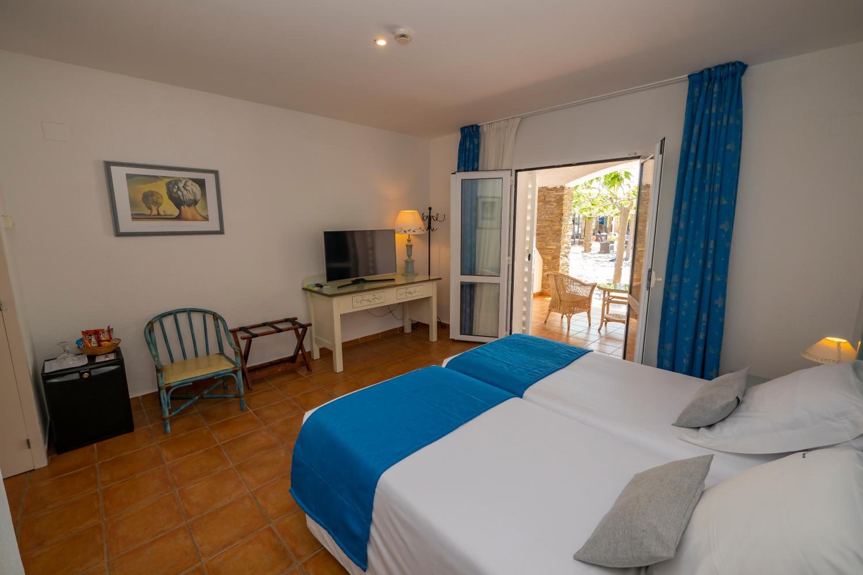 Habitación Doble con Vista Parcial al Mar