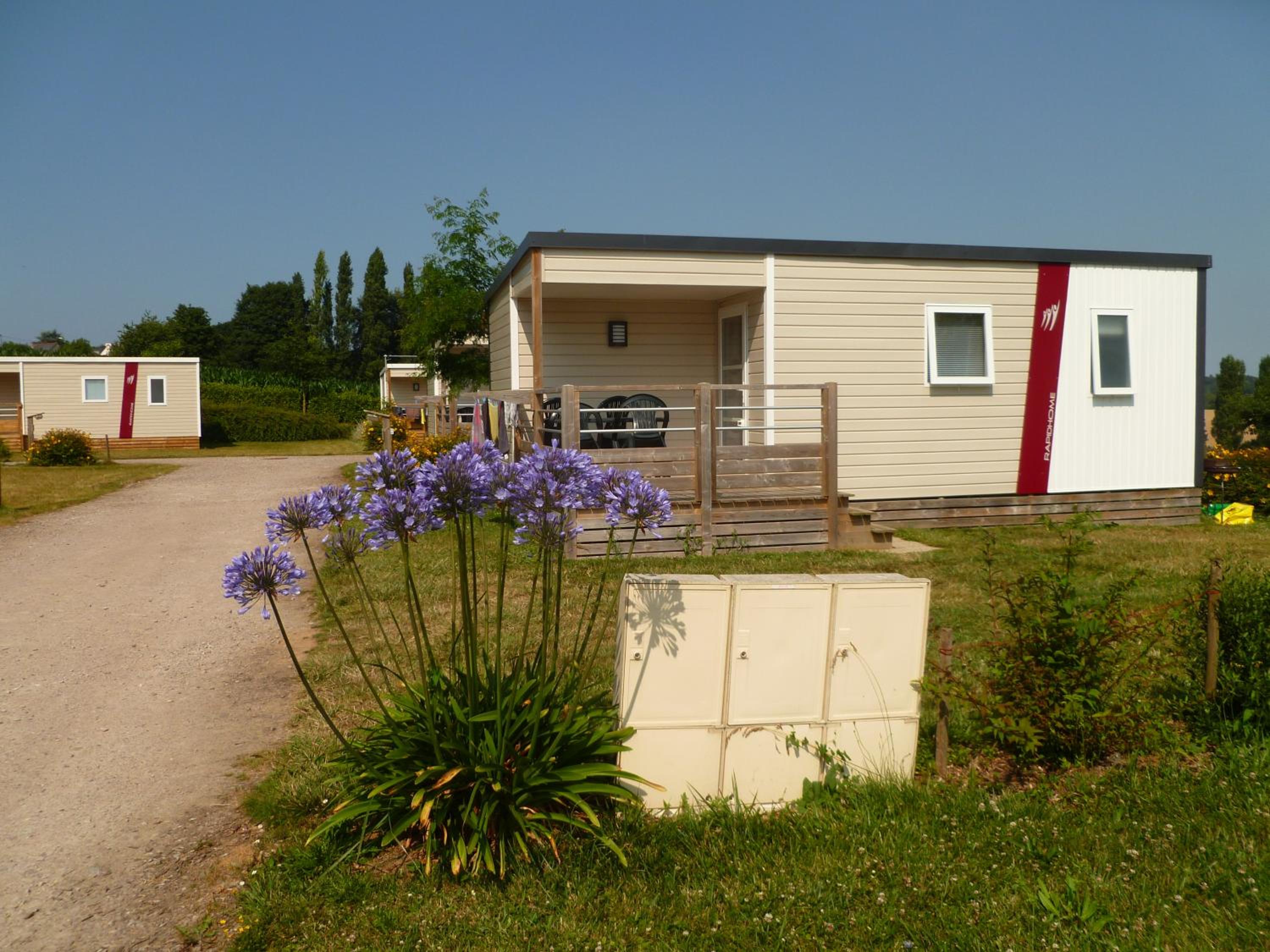 Mobile Home photo 1