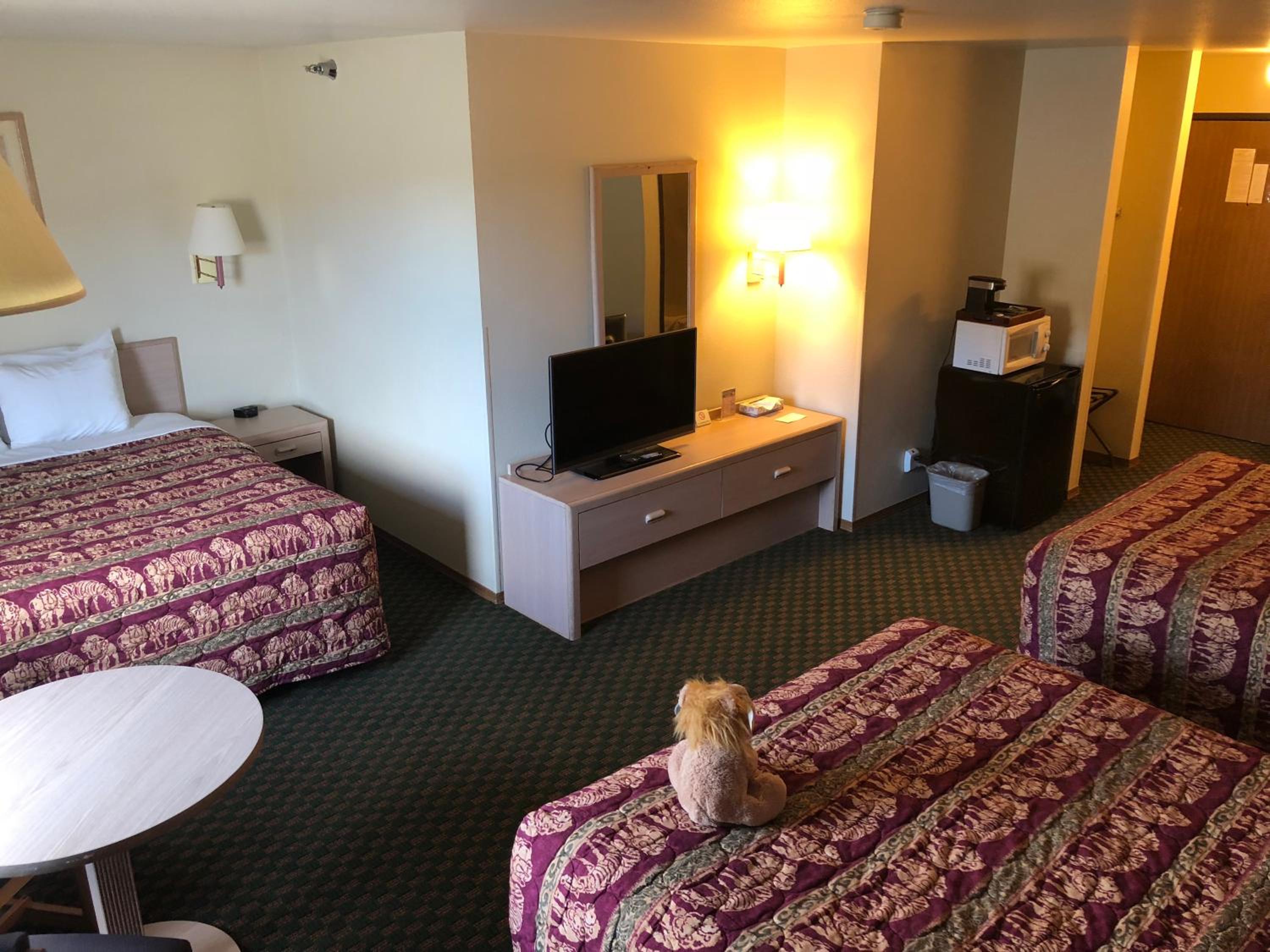Deluxe Triple Room - Photo 8