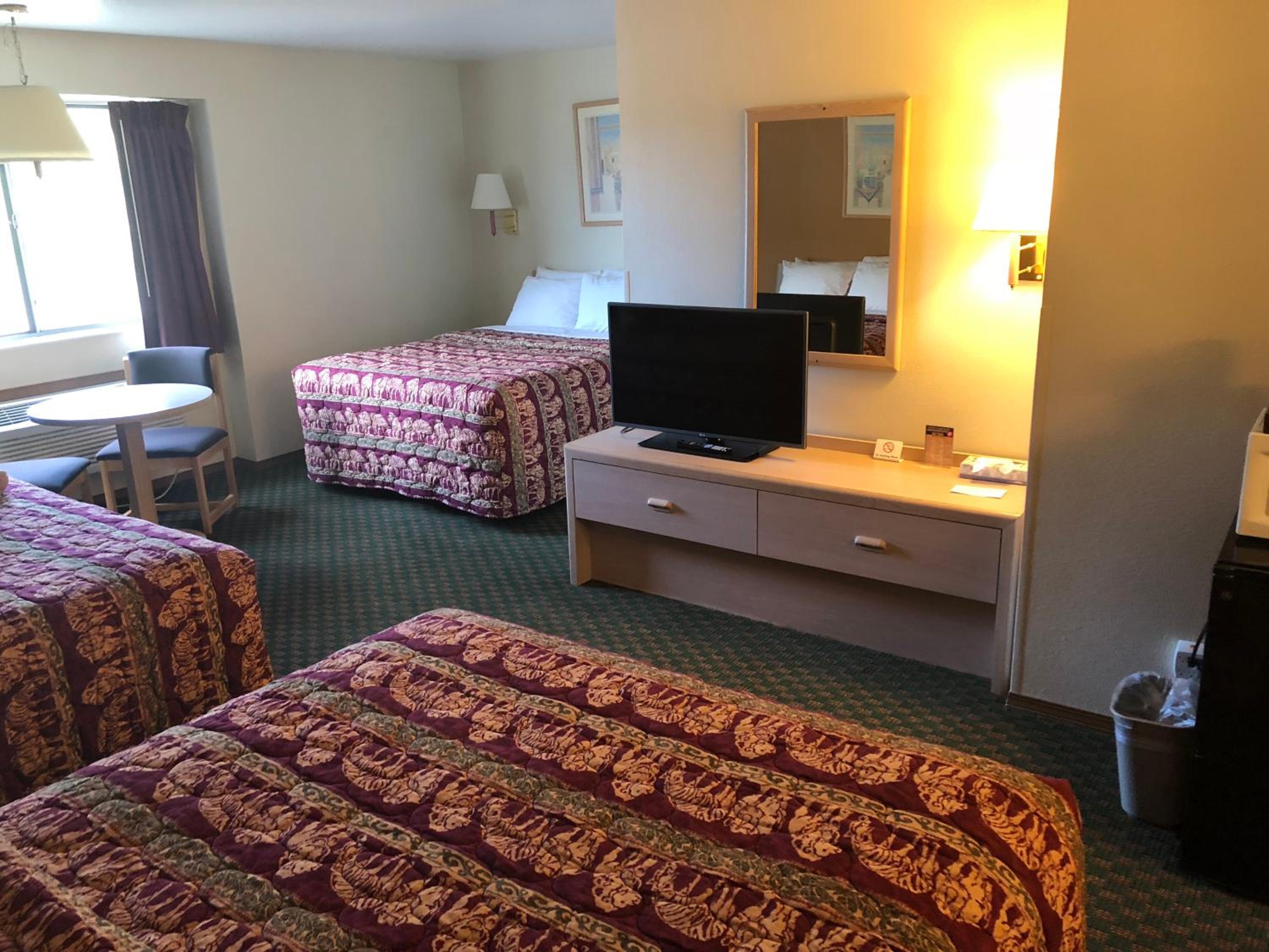 Deluxe Triple Room - Photo 4