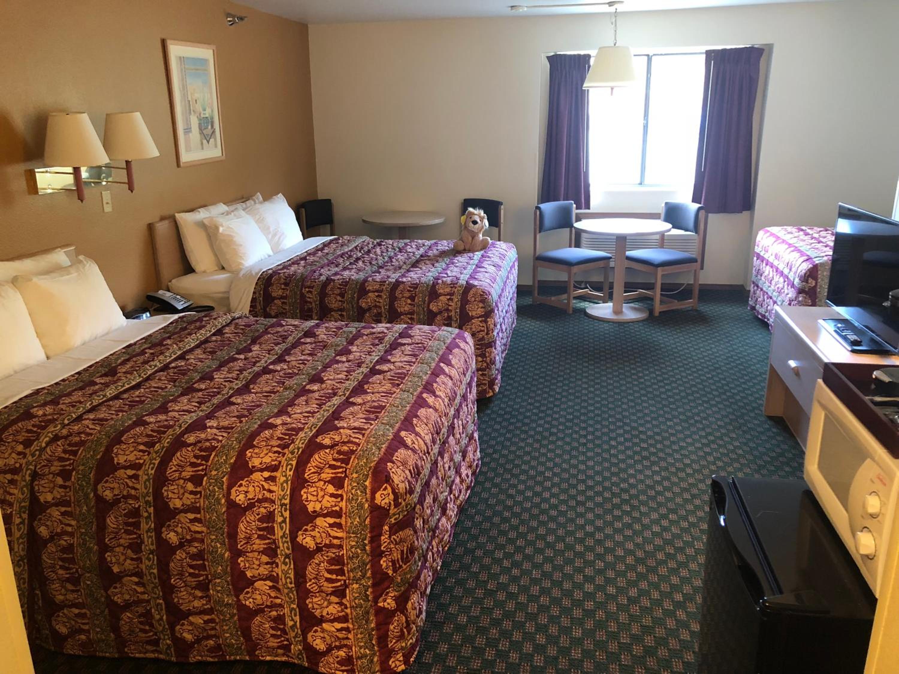 Deluxe Triple Room - Photo 10