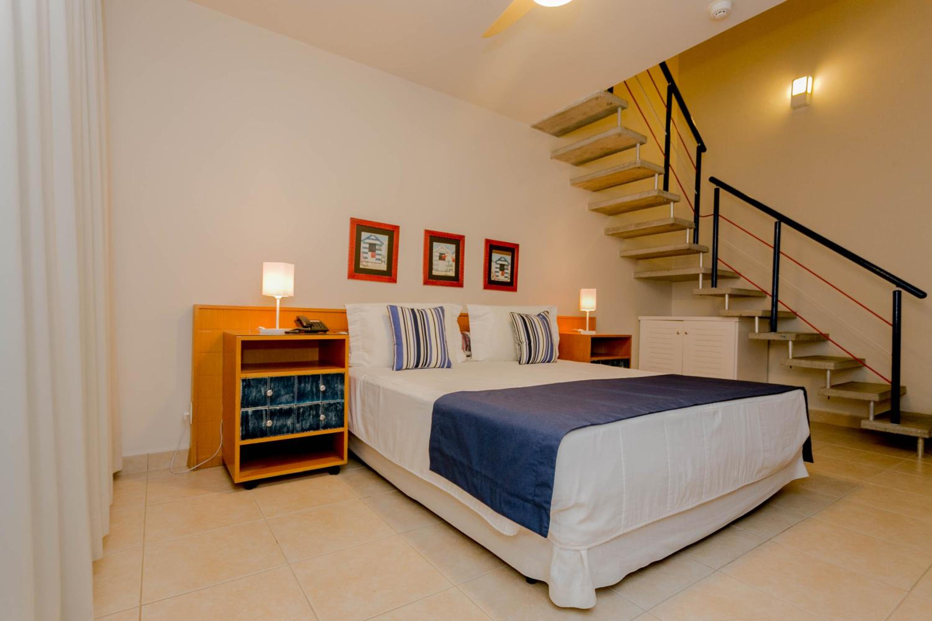 Quadruple Room with Mountain View photo 3