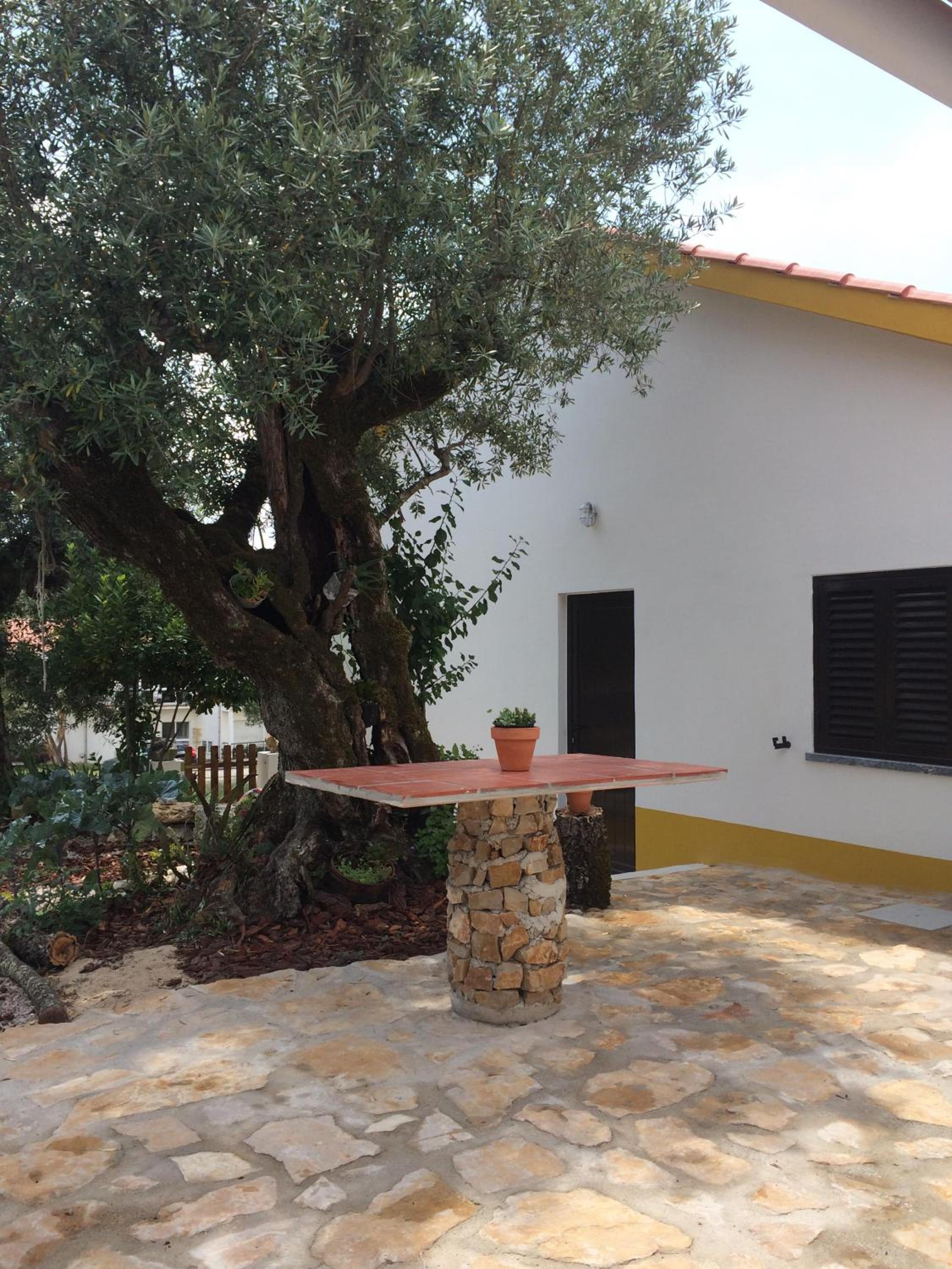 Two-Bedroom House - Photo 40