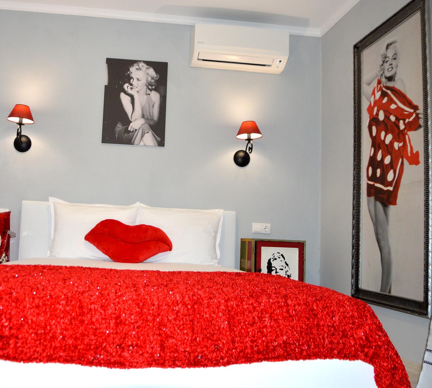 Deluxe Double Room with Balcony photo 1