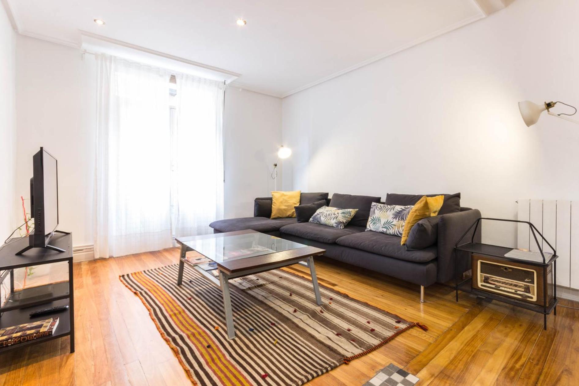 Apartment - Photo 1