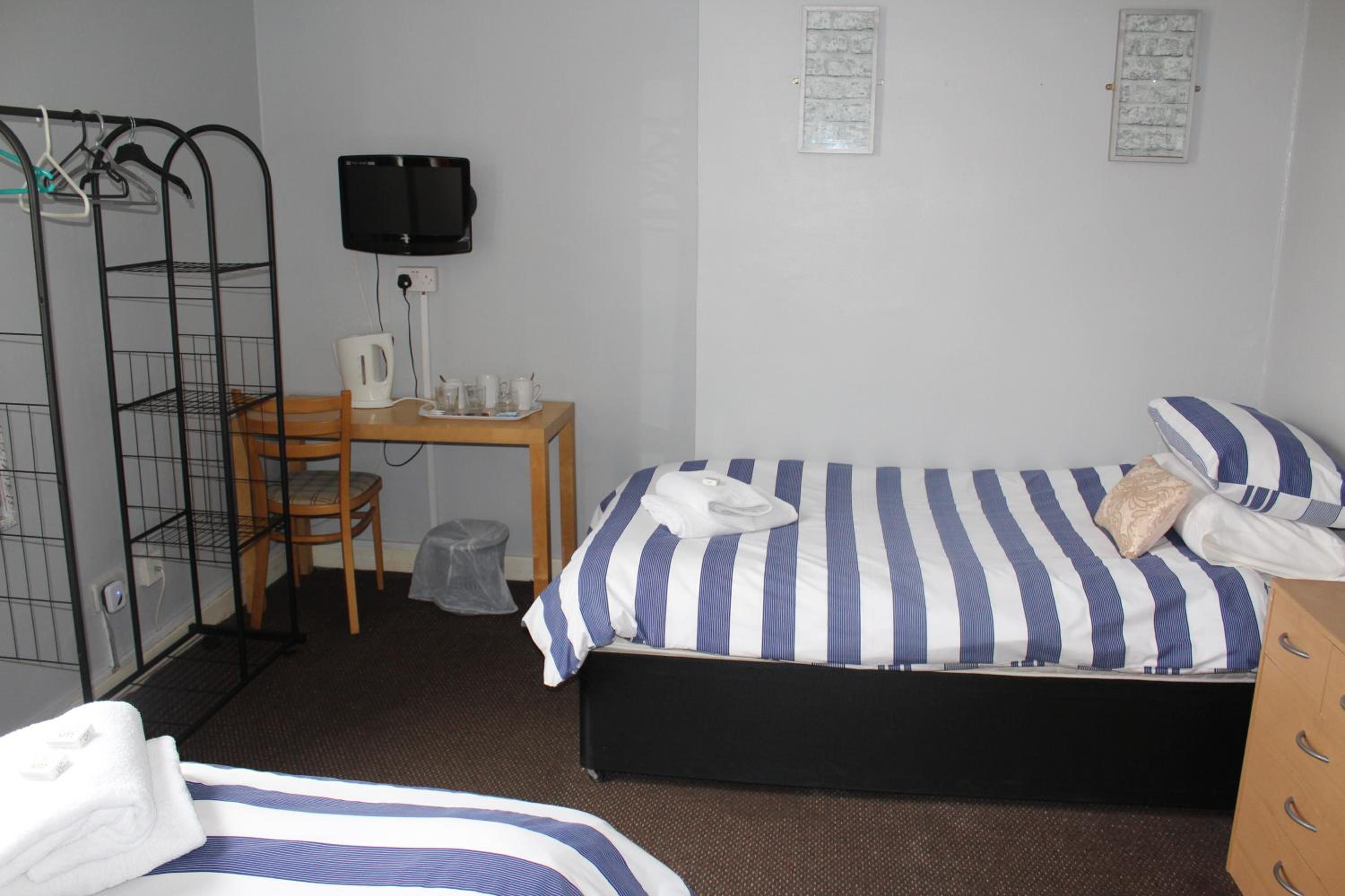 Triple Room - En Suite - Photo 4