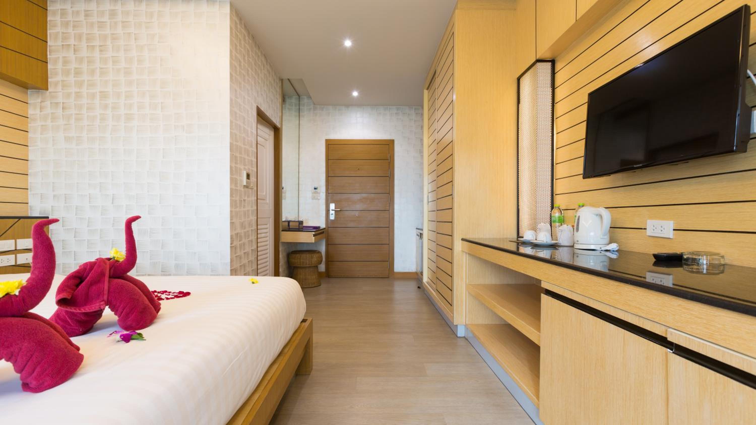 Double or Twin Room with Sea View photo 2