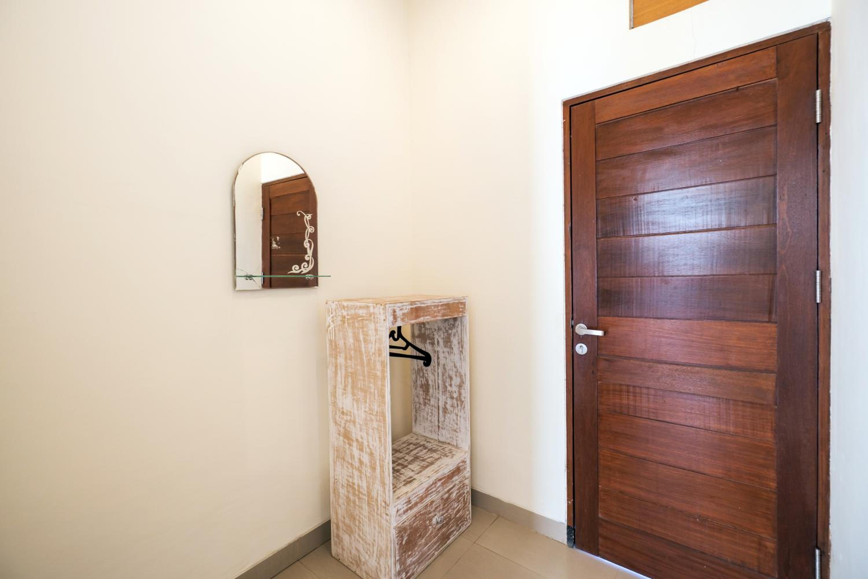 Deluxe Double Room with Sea View - Photo 16