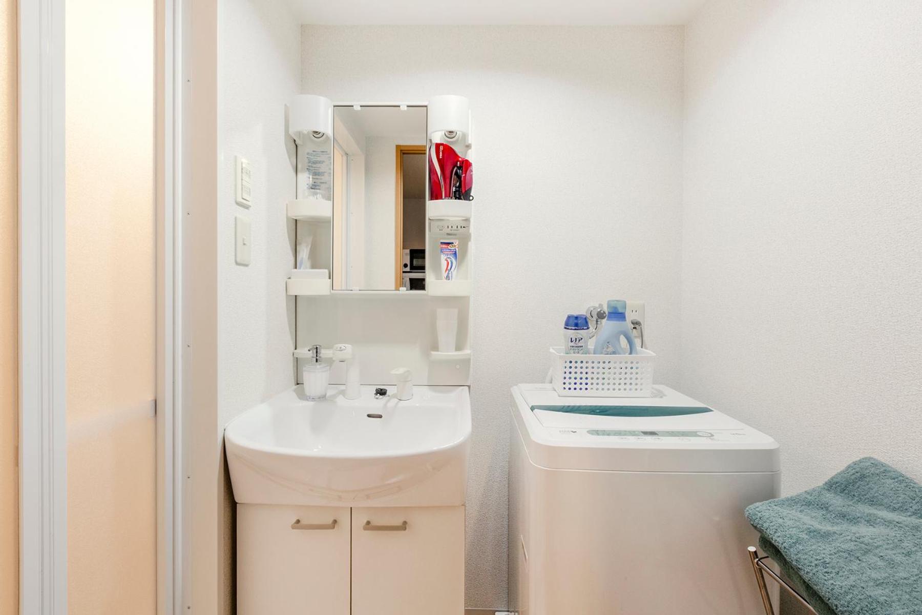 Twin Room - Photo 9