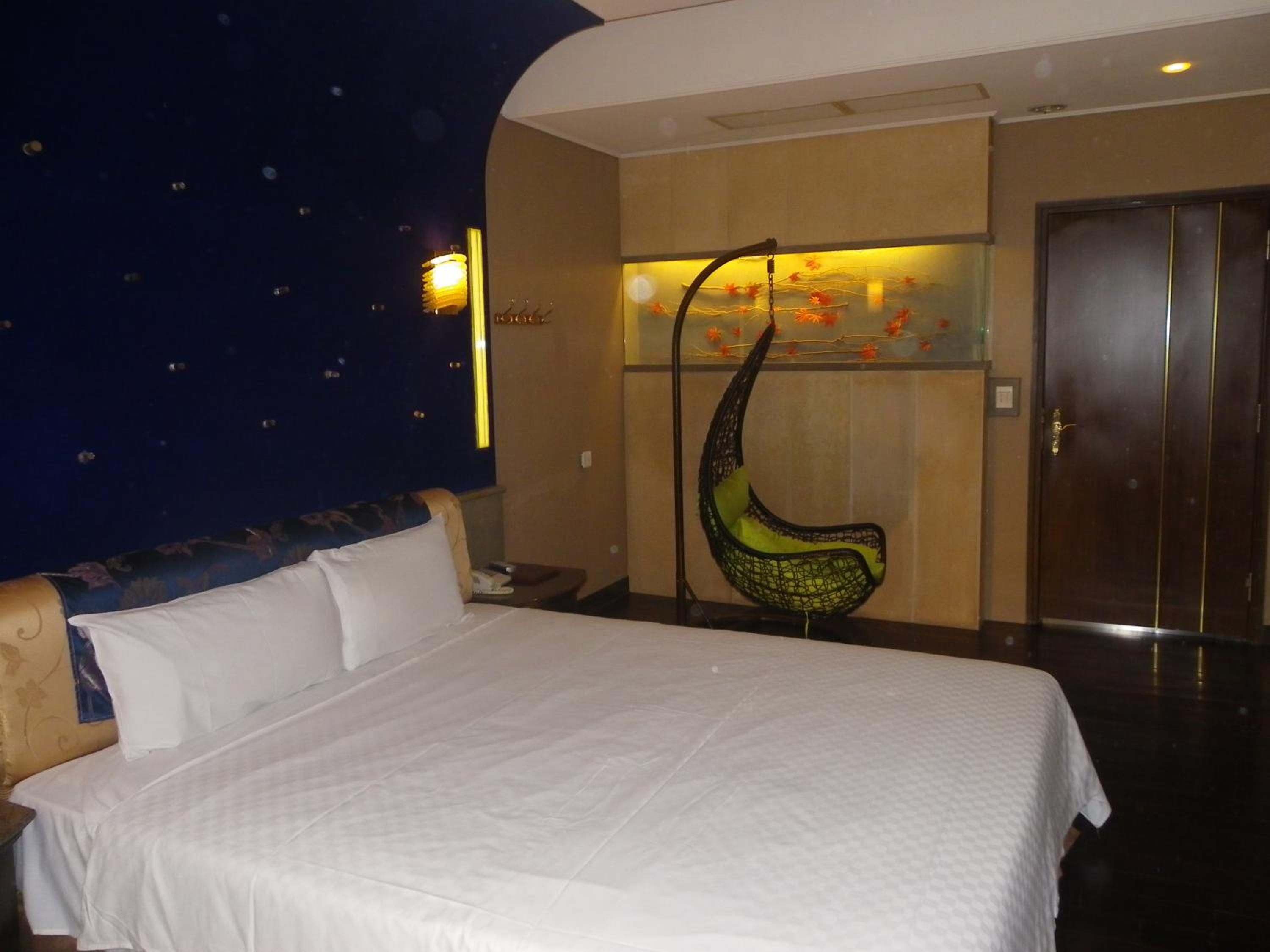 King Room with Spa Bath photo 2