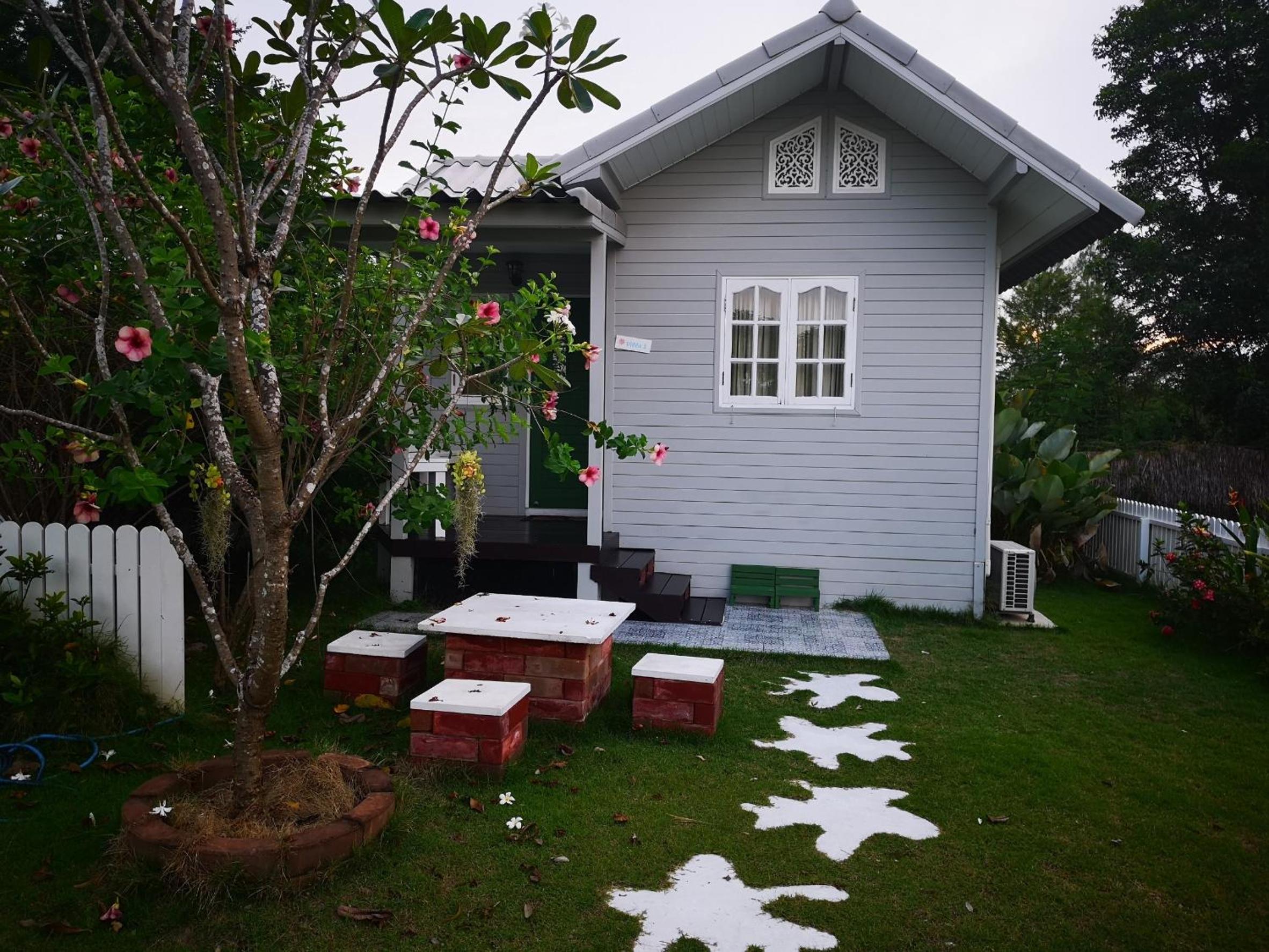 Holiday Home with  Garden View photo 2