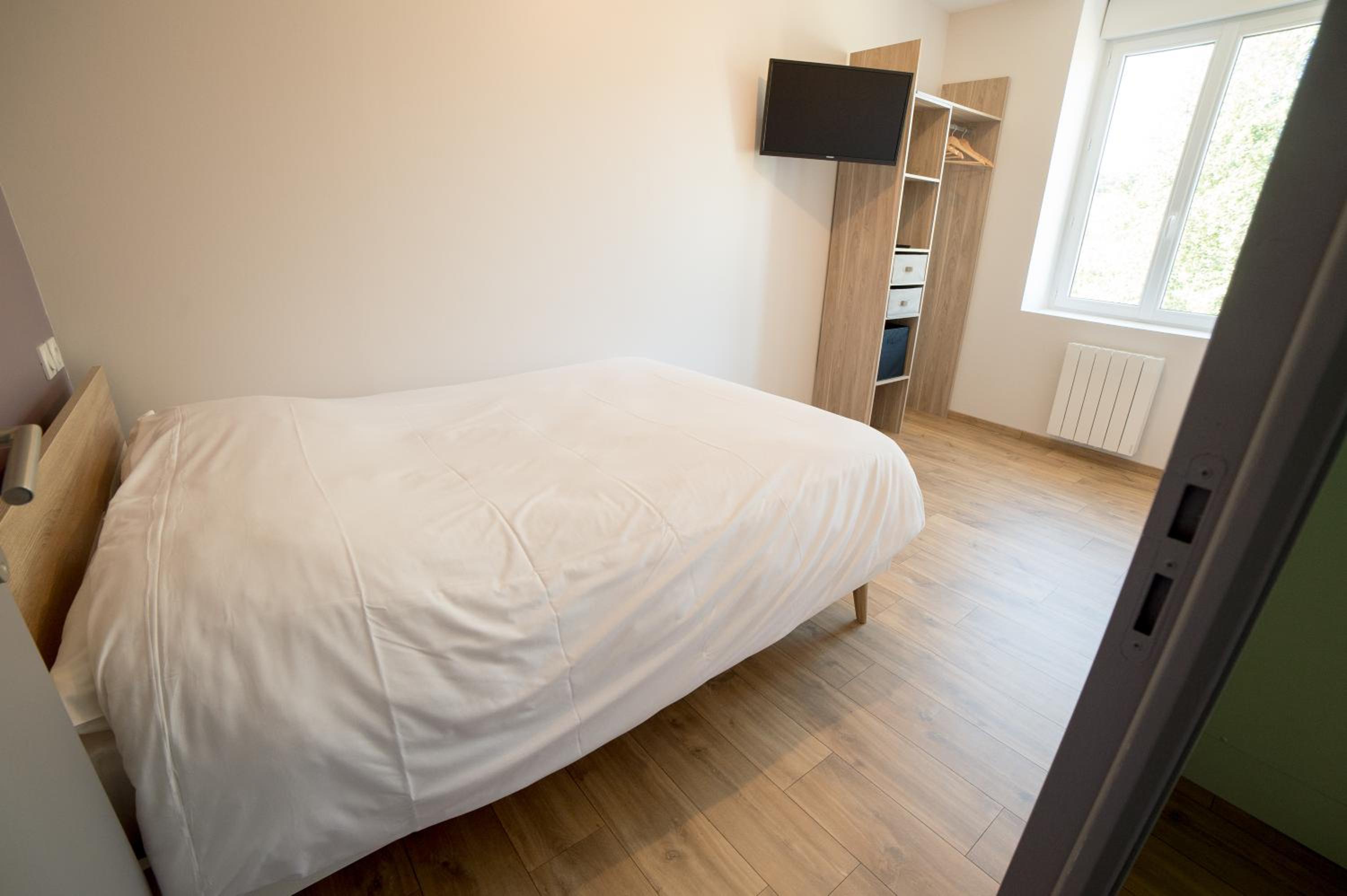 Apartment - Photo 4