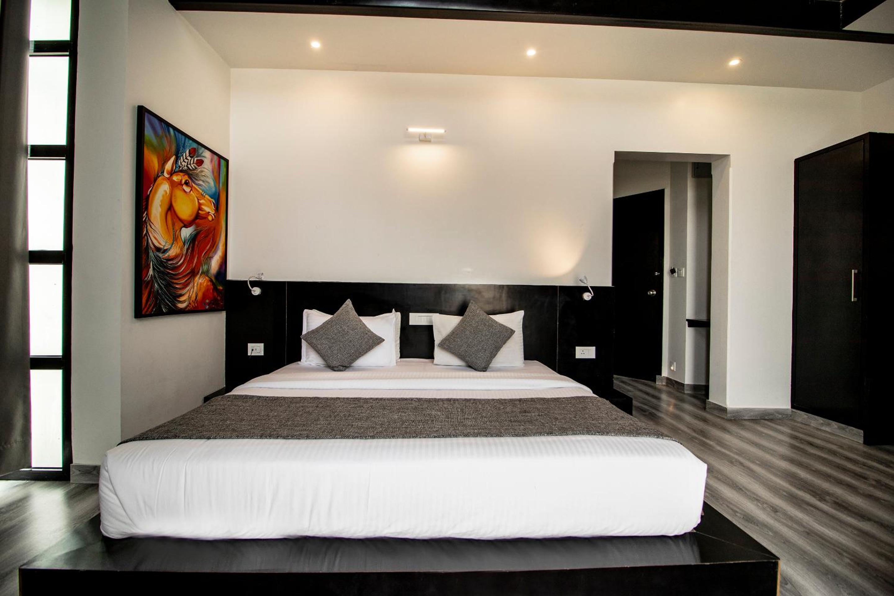 Duplex Suite - Photo 14