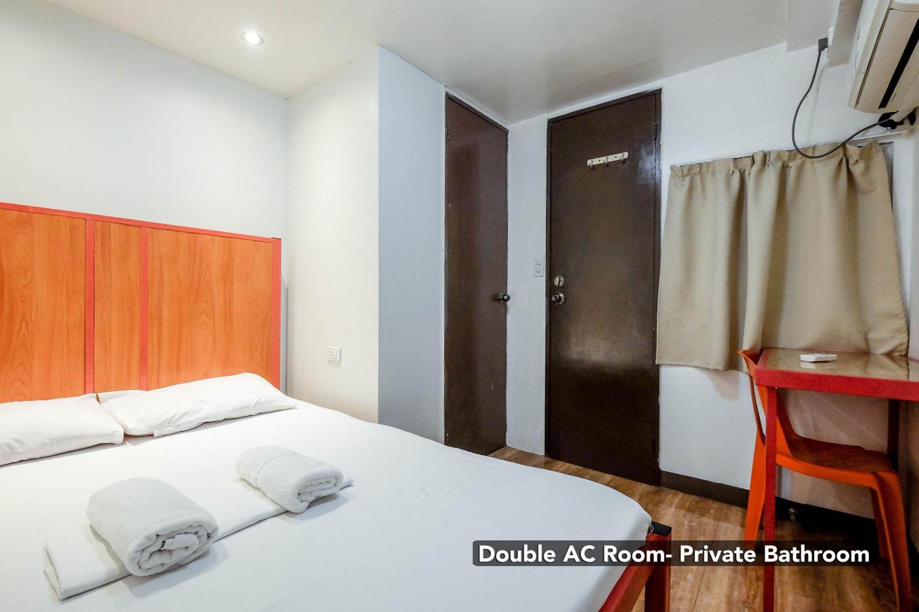 Double Aircon Room - Photo 1