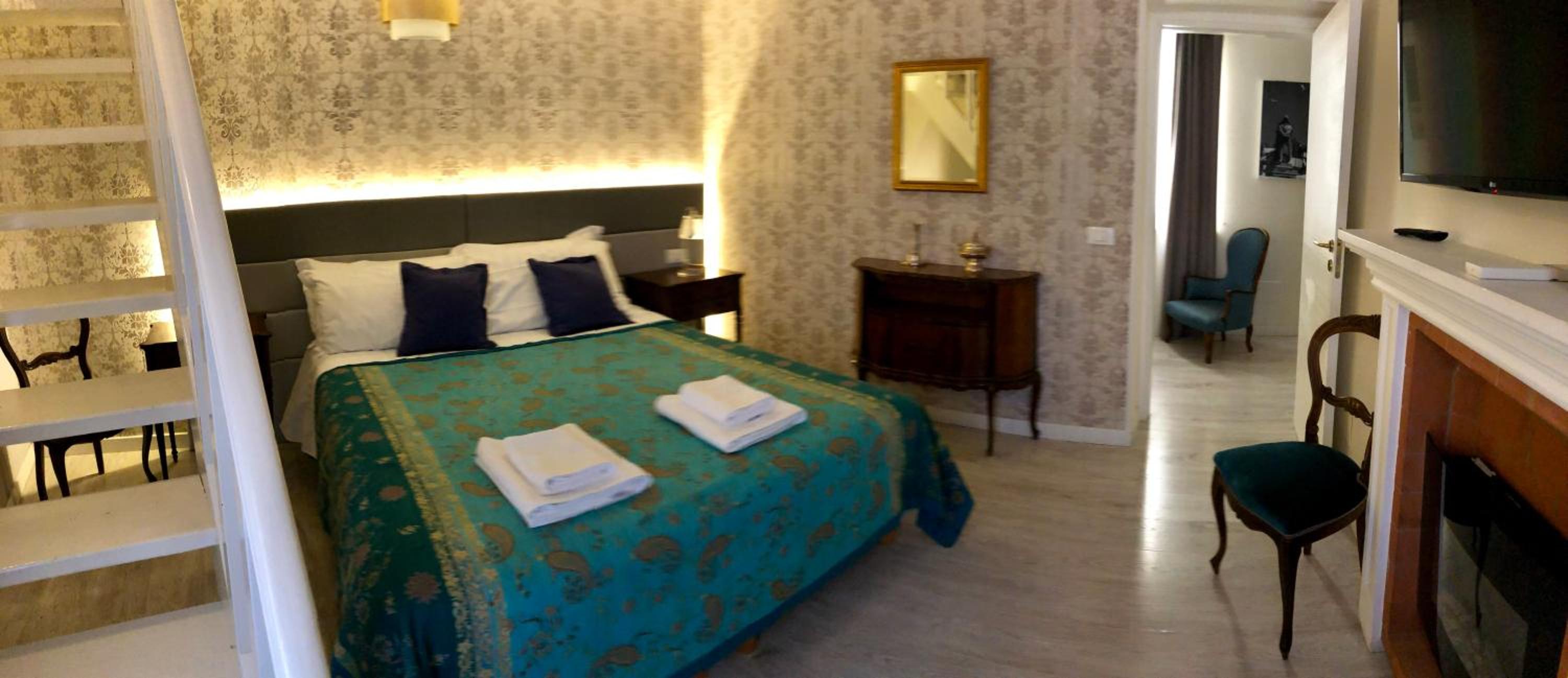 Two-Bedroom Suite - Split Level photo 2