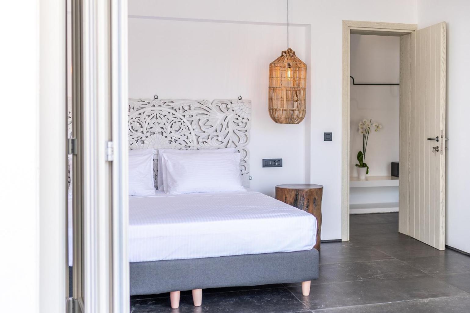 Gem Suite with Outdoor Hot Tub