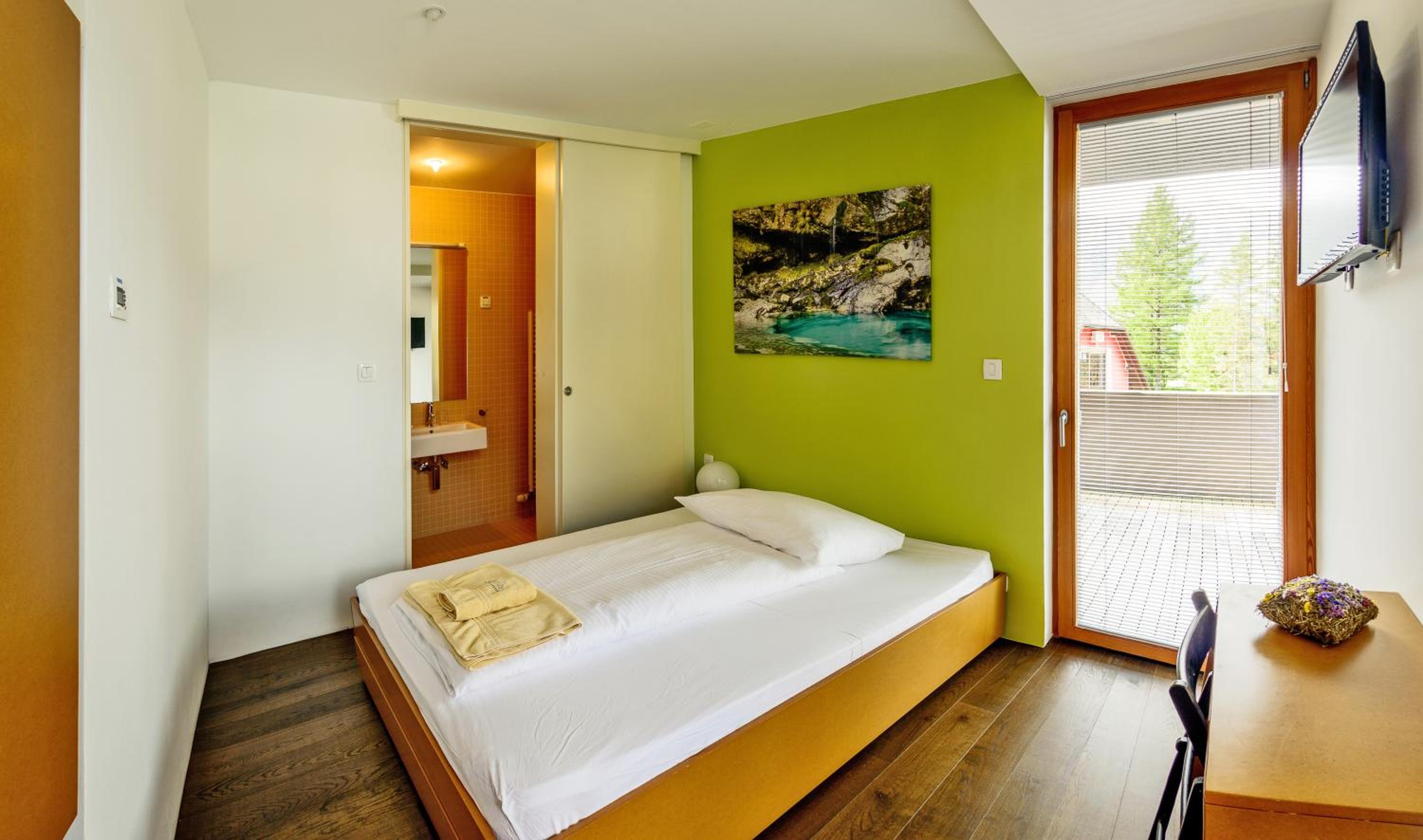 Single Room photo 3